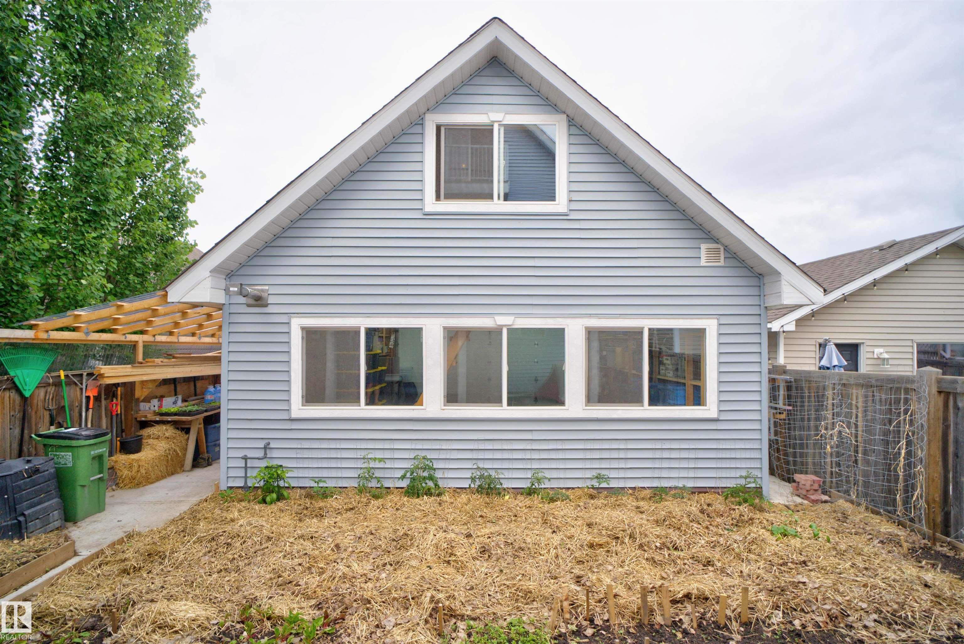 Photo 36 at 6928 22 Avenue SW, Summerside, Edmonton