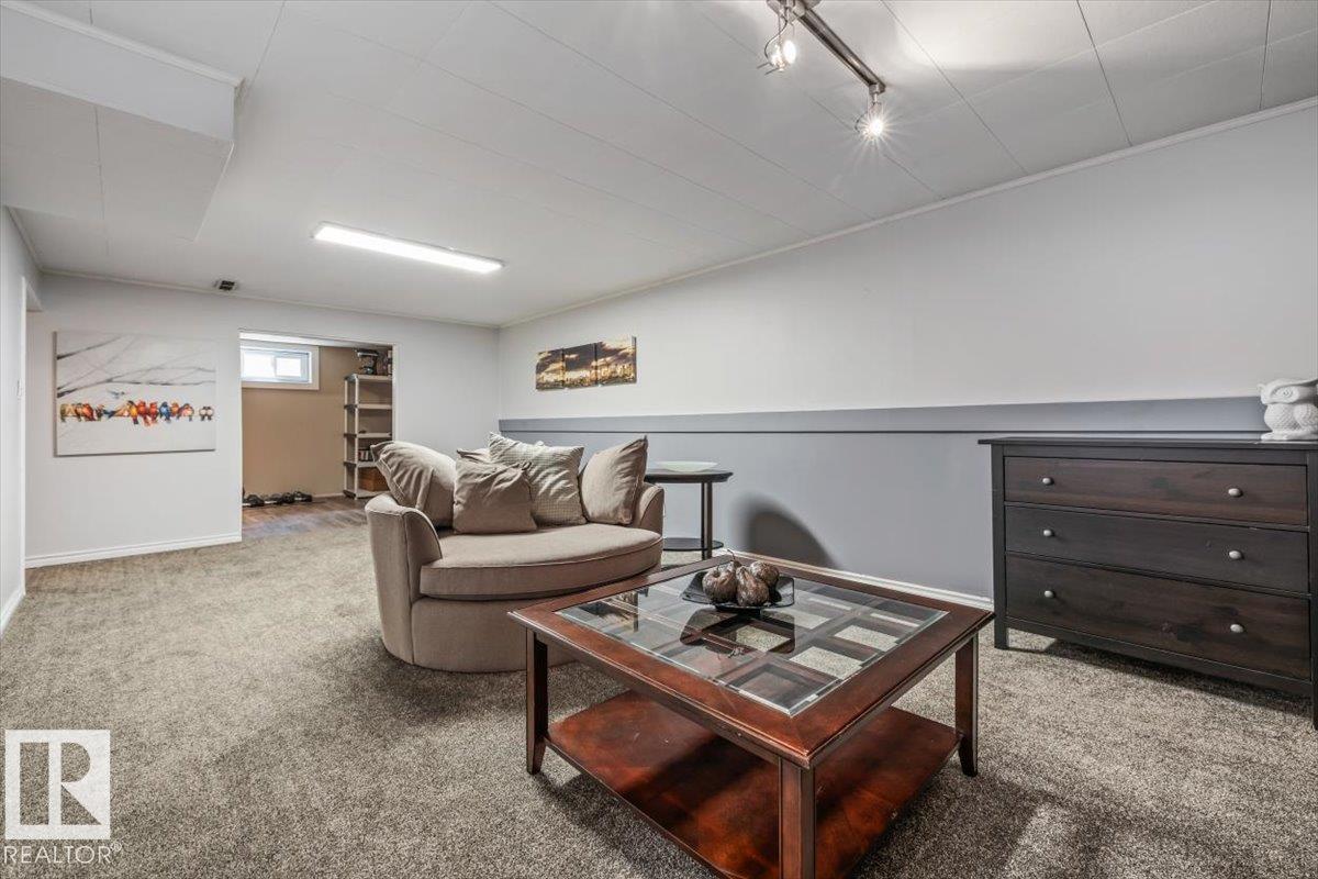 Photo 19 at 16165 110b Avenue NW, Mayfield, Edmonton