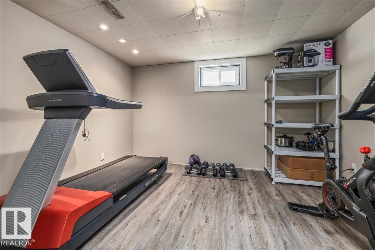Photo 23 at 16165 110b Avenue NW, Mayfield, Edmonton
