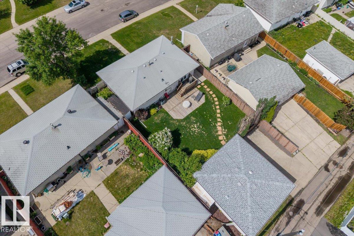 Photo 36 at 16165 110b Avenue NW, Mayfield, Edmonton