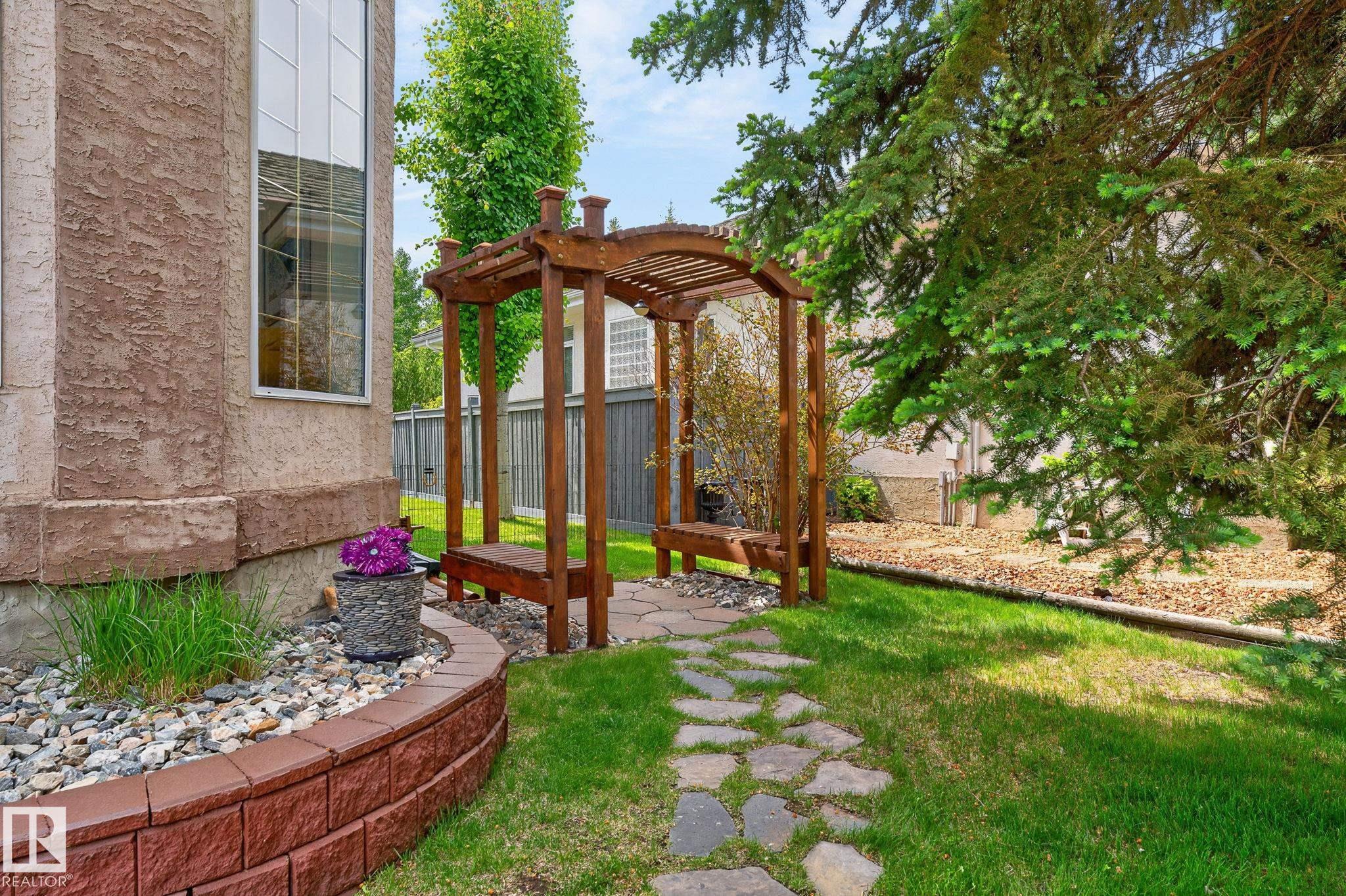 Photo 66 at 229 Wilson Lane NW, Oleskiw, Edmonton