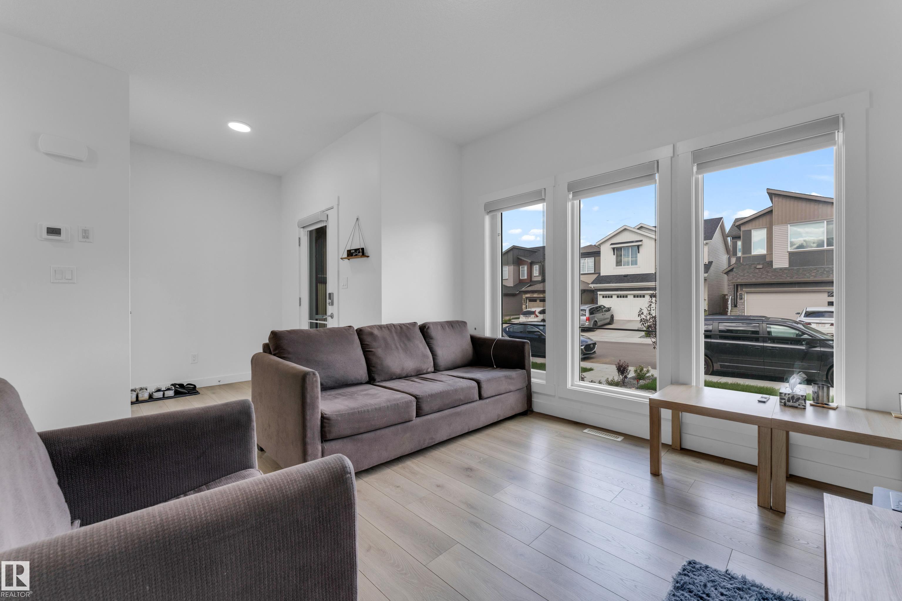 Photo 6 at 432 29 Street SW, Alces, Edmonton