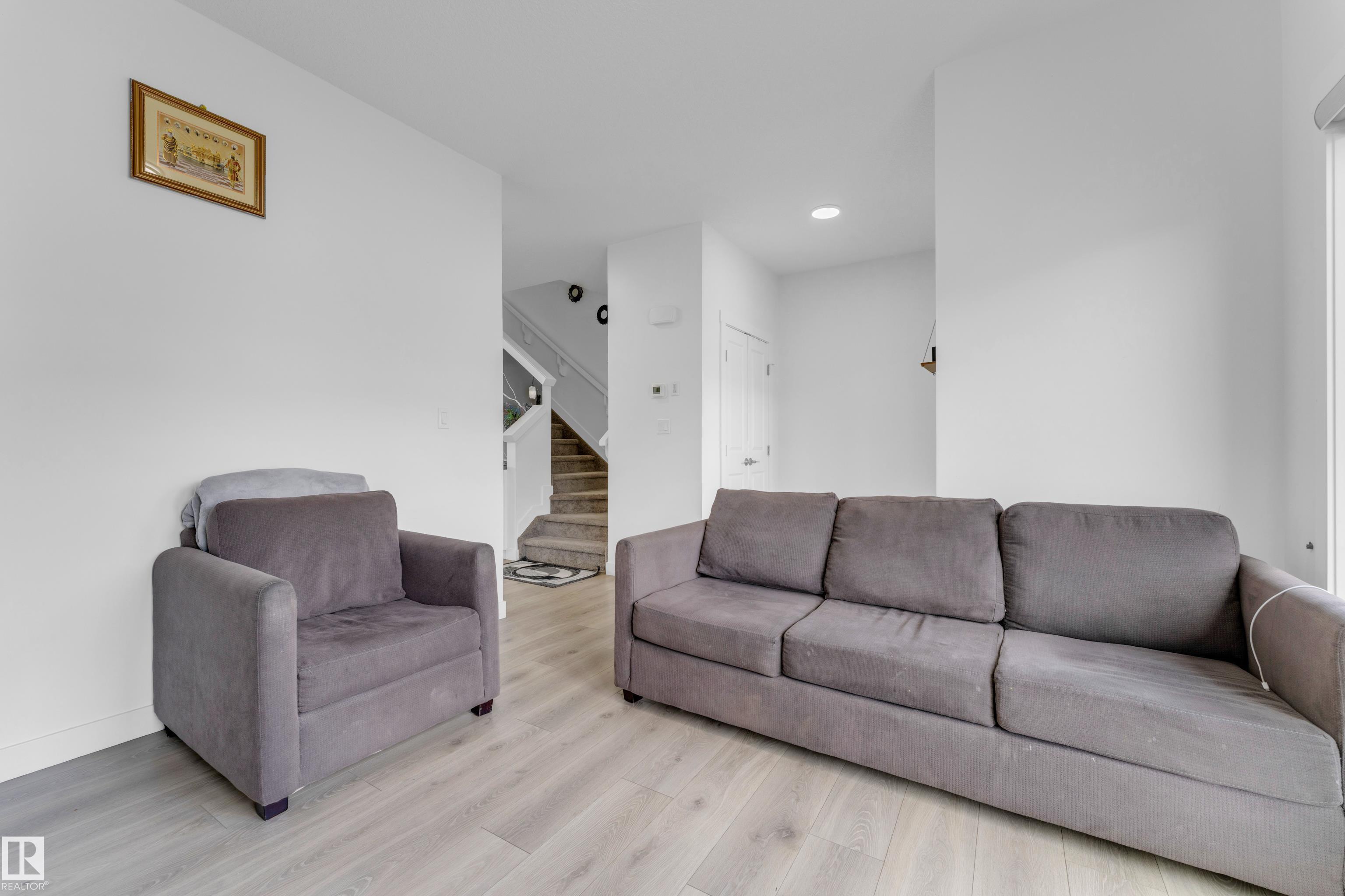 Photo 7 at 432 29 Street SW, Alces, Edmonton