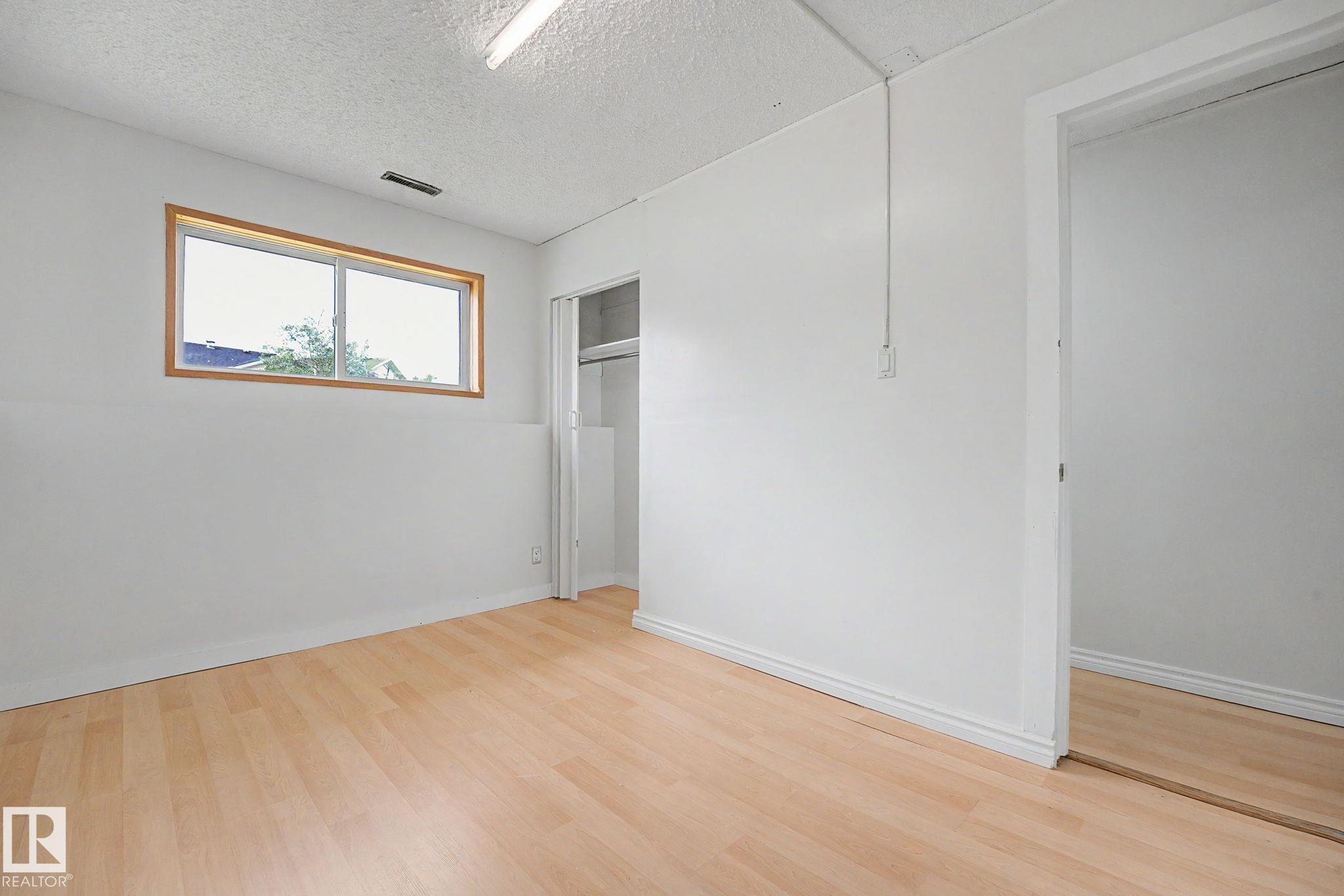 Photo 47 at 3704 39 Avenue NW, Kiniski Gardens, Edmonton