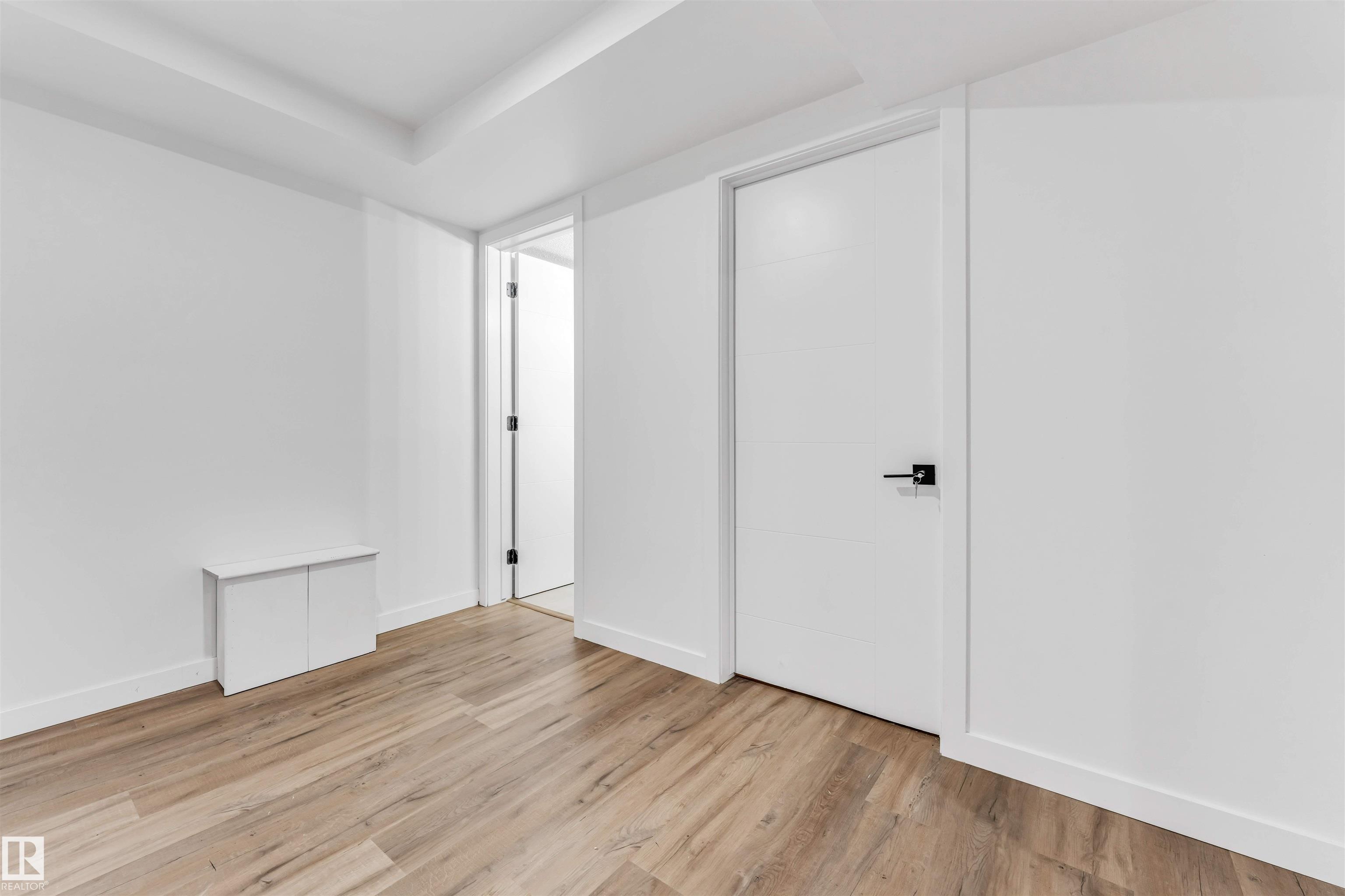 Photo 26 at 6404 88 Avenue NW, Kenilworth, Edmonton