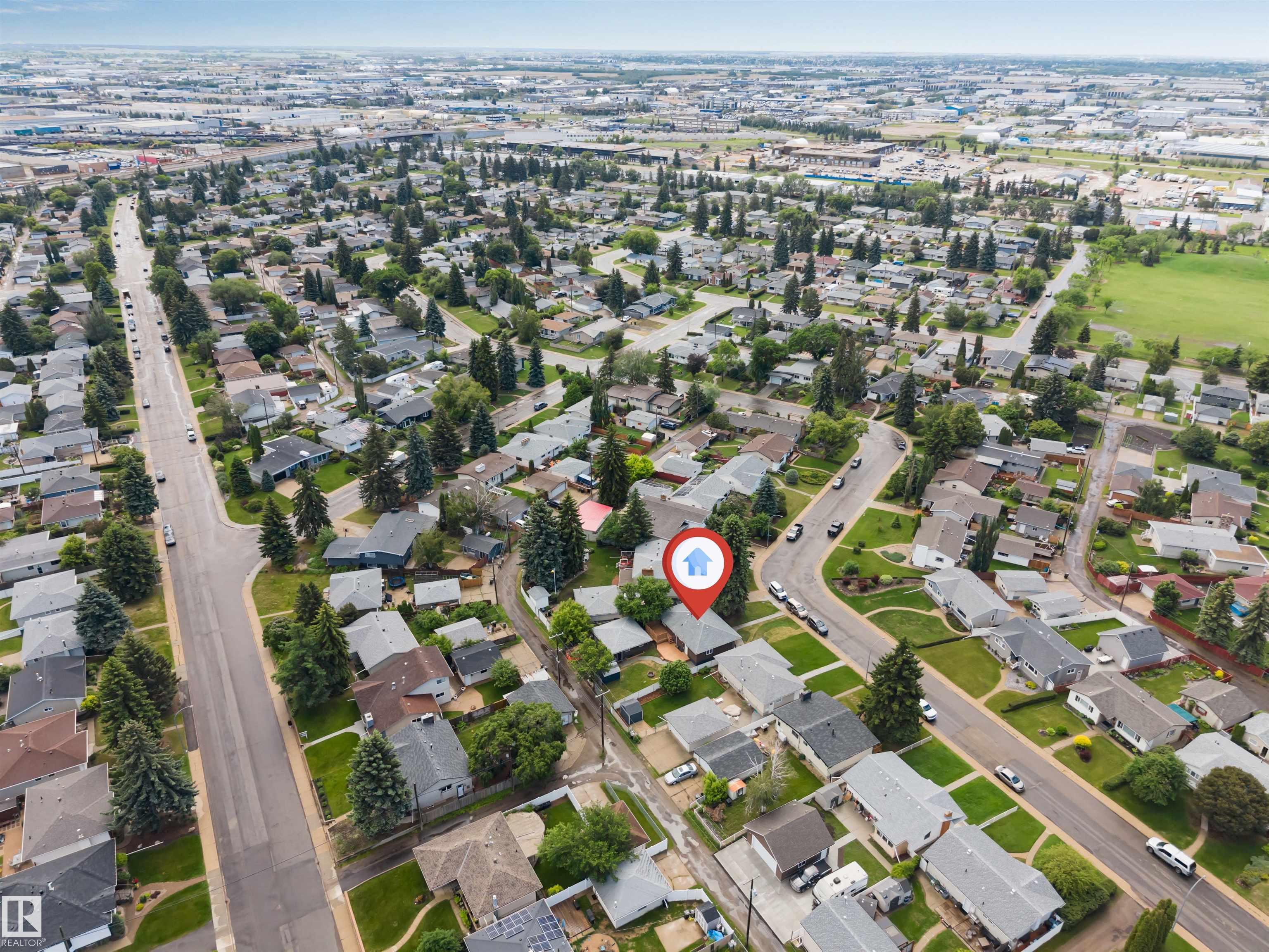 Photo 41 at 6404 88 Avenue NW, Kenilworth, Edmonton