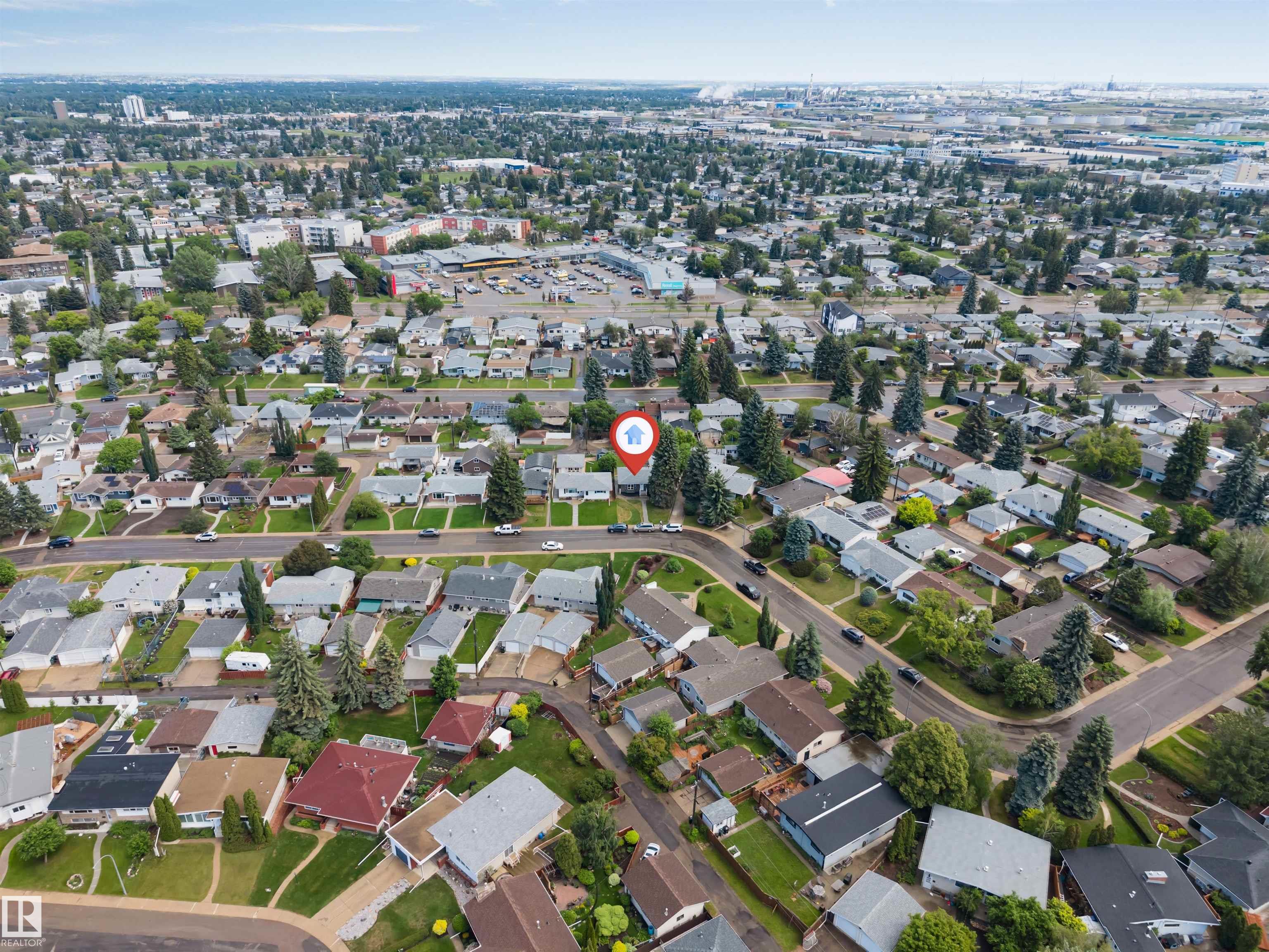 Photo 43 at 6404 88 Avenue NW, Kenilworth, Edmonton