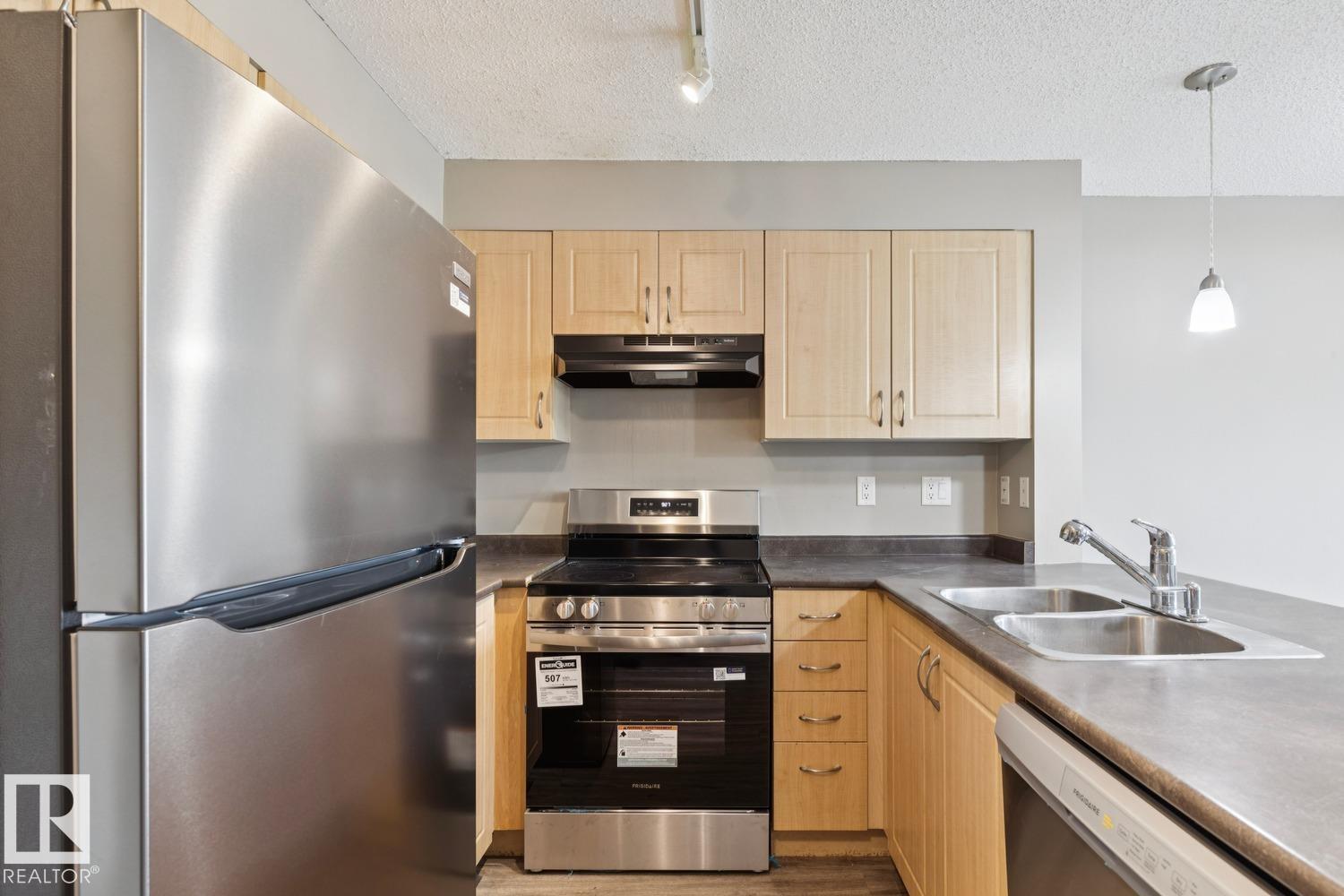 Photo 4 at 312 - 11453 Ellerslie Road SW, Rutherford, Edmonton