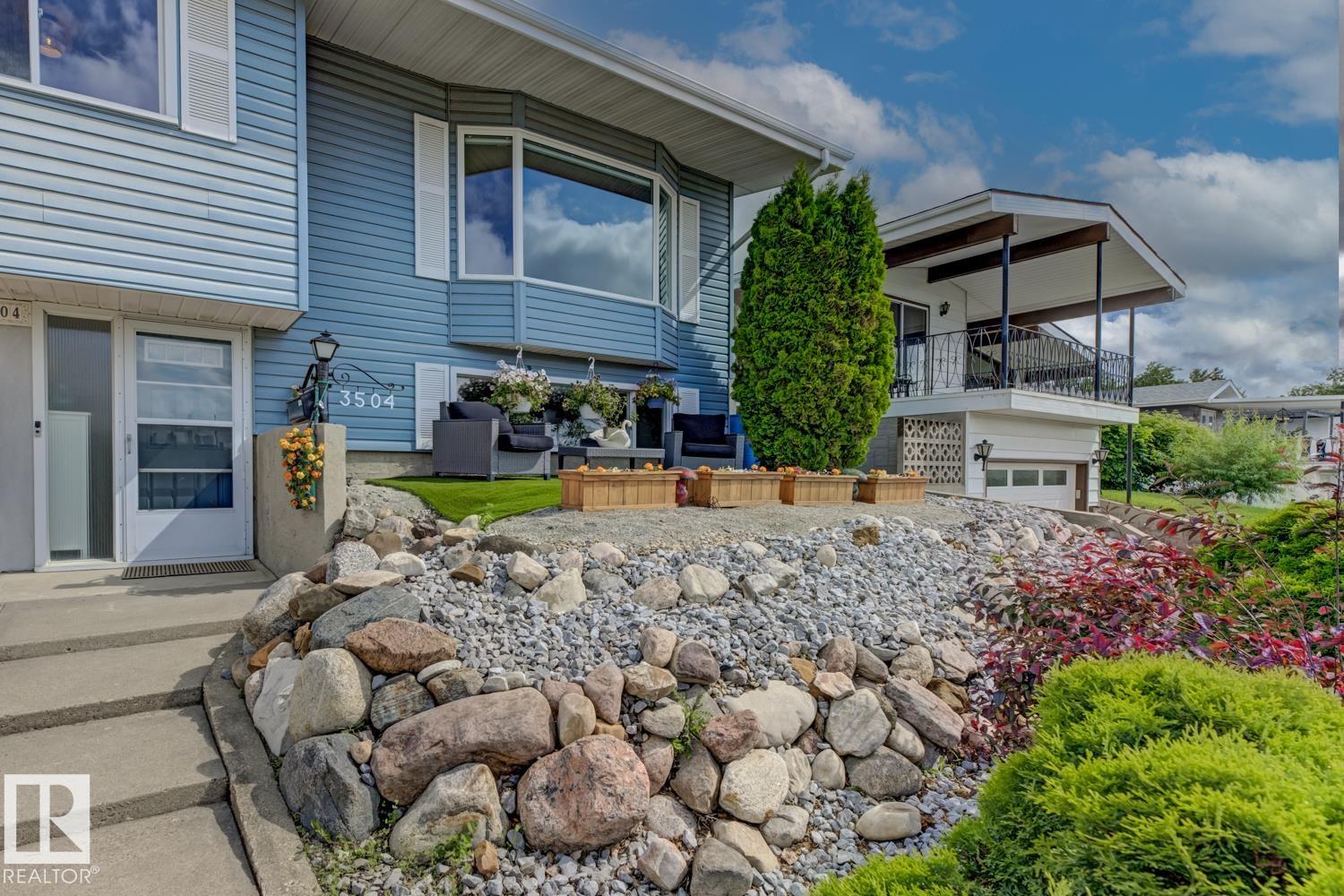 Photo 2 at 3504 102 Avenue NW, Rundle Heights, Edmonton