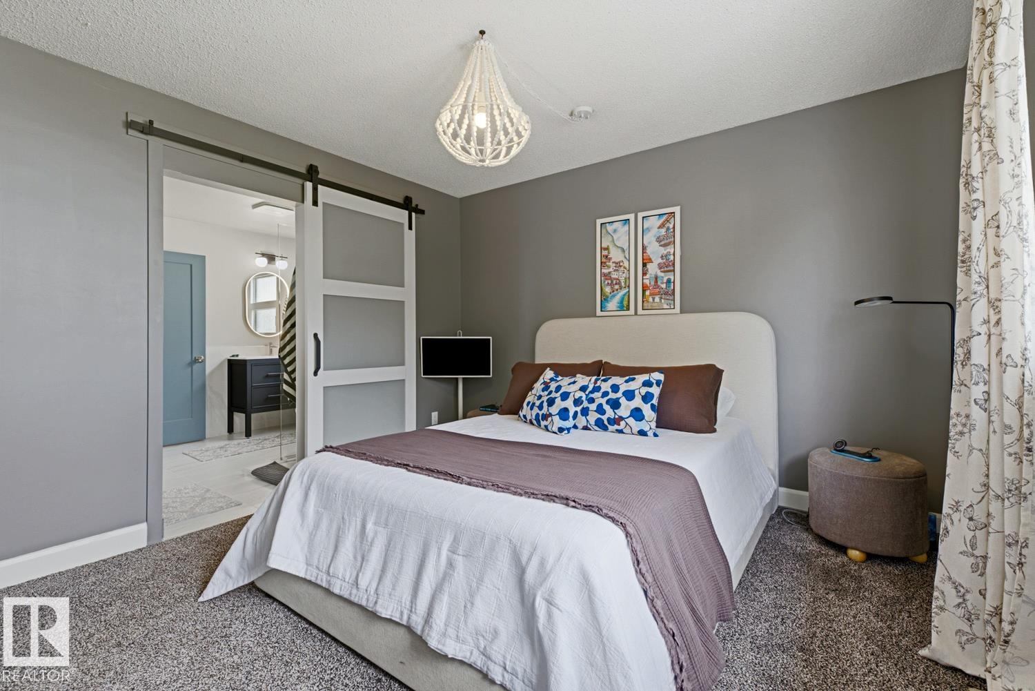 Photo 23 at 3504 102 Avenue NW, Rundle Heights, Edmonton