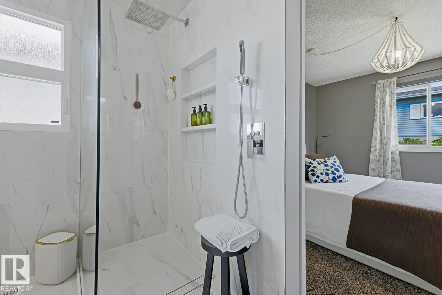 Photo 28 at 3504 102 Avenue NW, Rundle Heights, Edmonton
