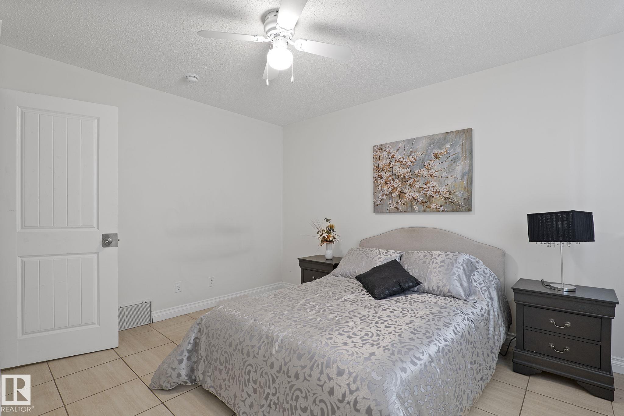 Photo 16 at 11918 68 Street NW, Montrose, Edmonton