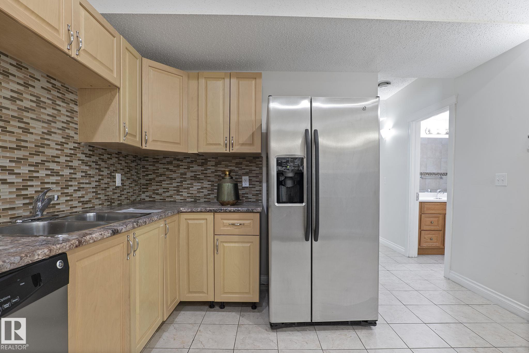 Photo 35 at 11918 68 Street NW, Montrose, Edmonton