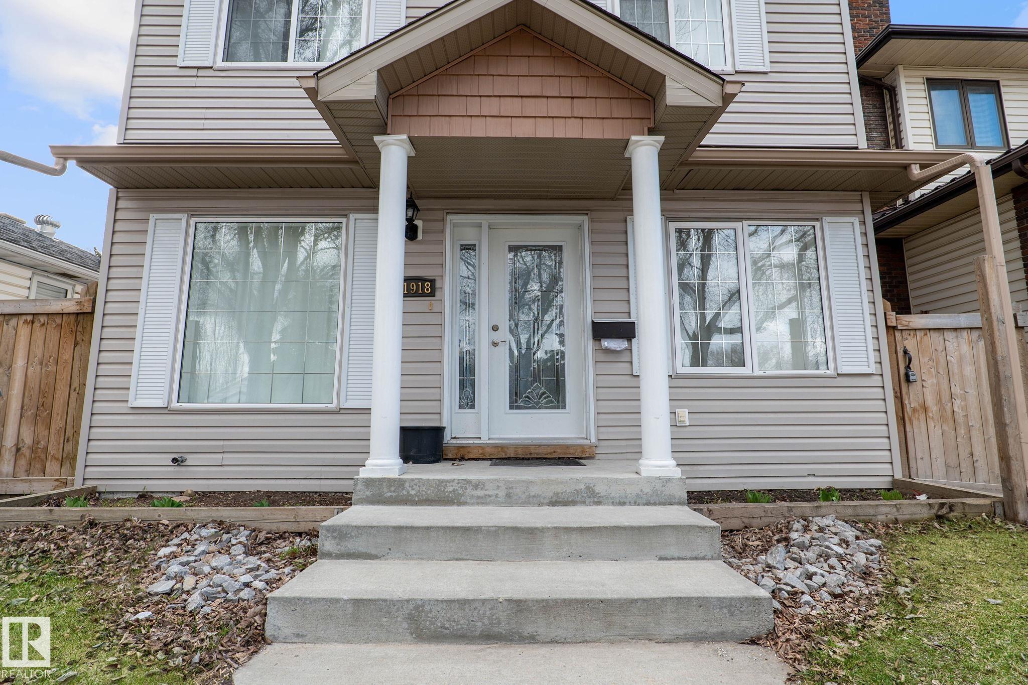 Photo 6 at 11918 68 Street NW, Montrose, Edmonton