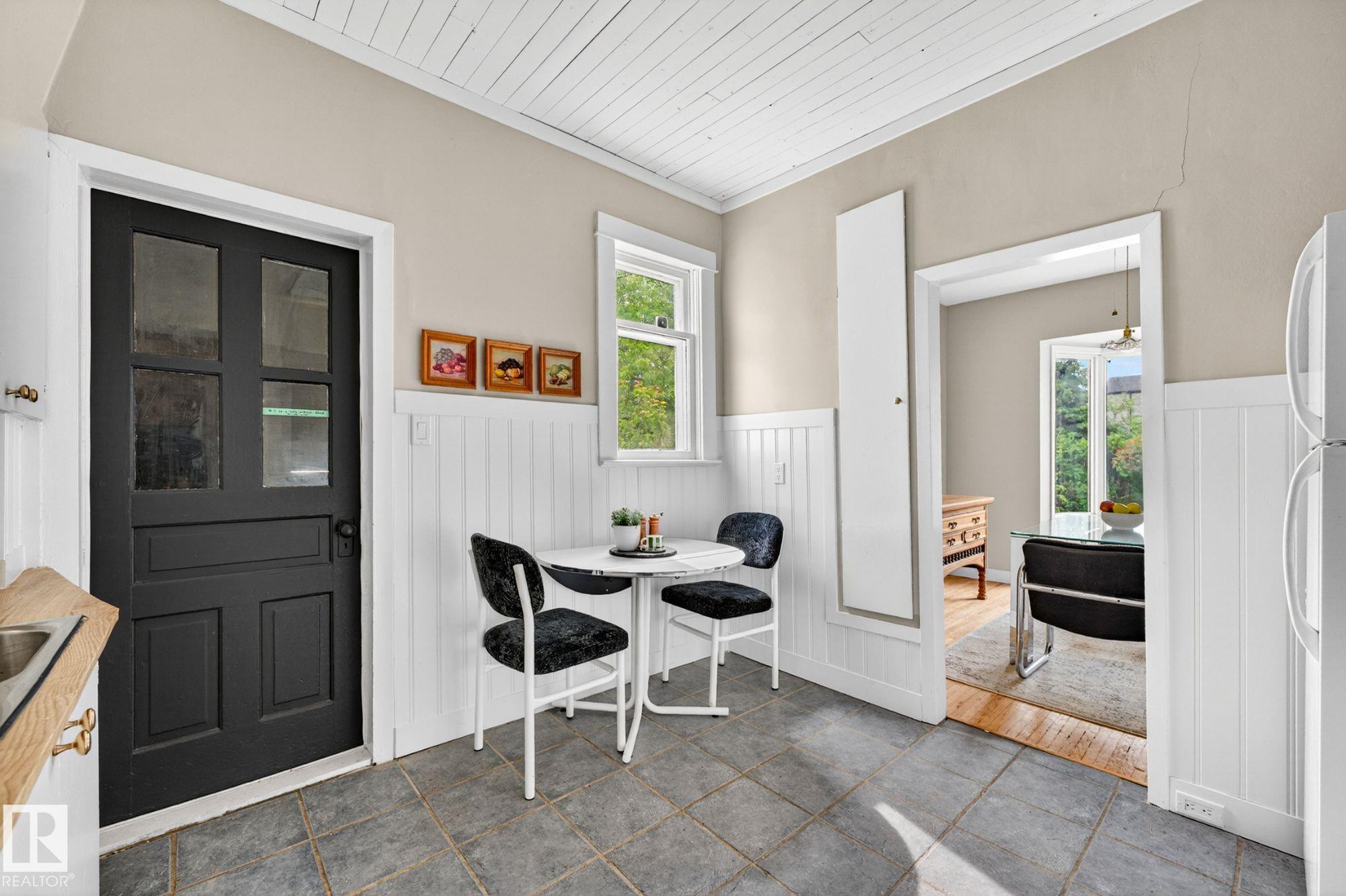 Photo 21 at 12201 95 Street NW, Delton, Edmonton