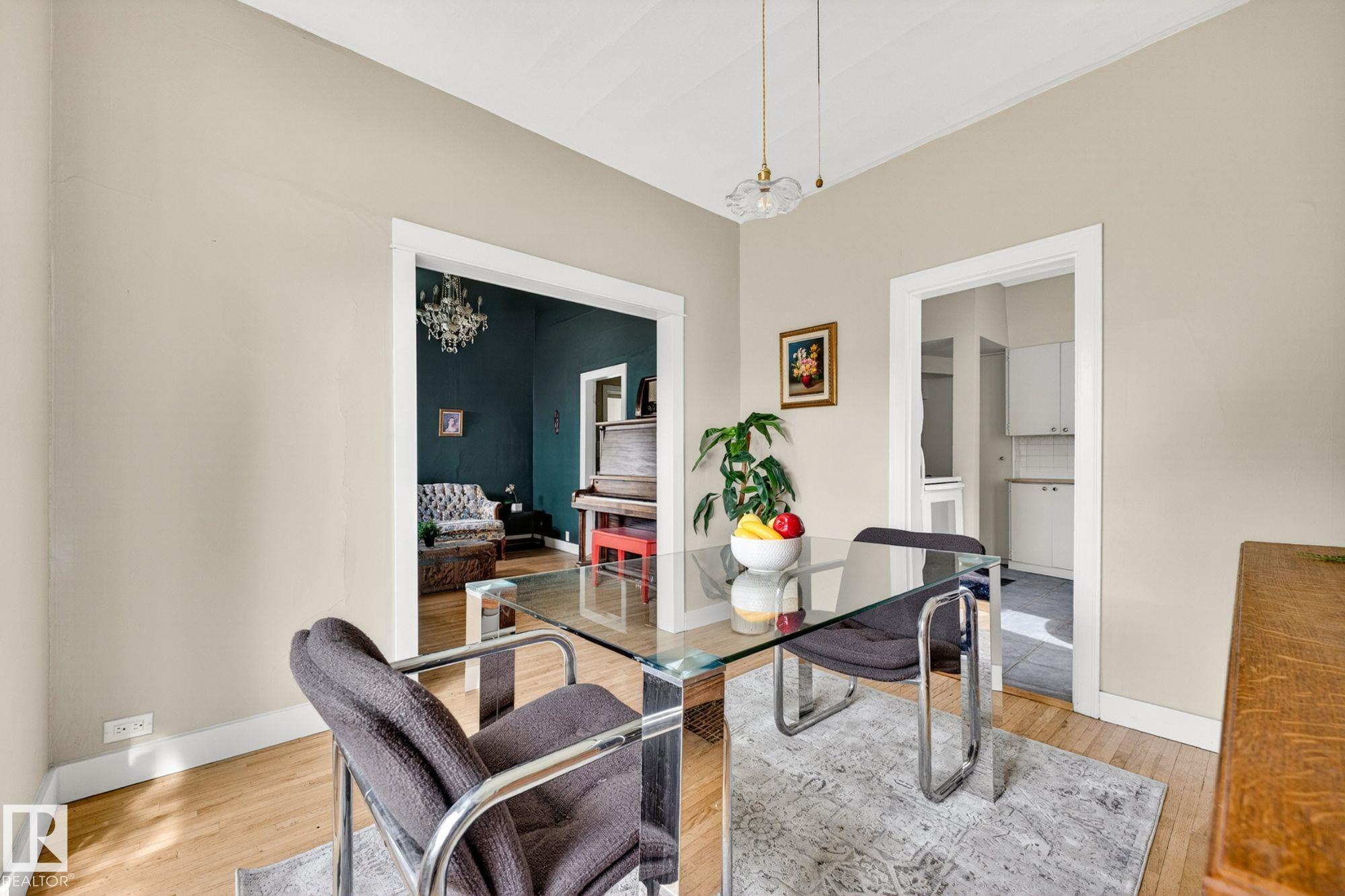 Photo 23 at 12201 95 Street NW, Delton, Edmonton