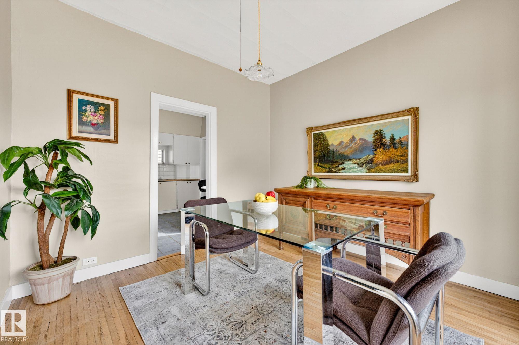 Photo 24 at 12201 95 Street NW, Delton, Edmonton