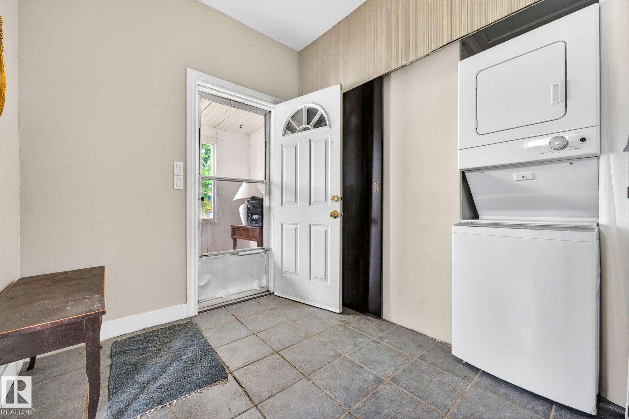 Photo 25 at 12201 95 Street NW, Delton, Edmonton