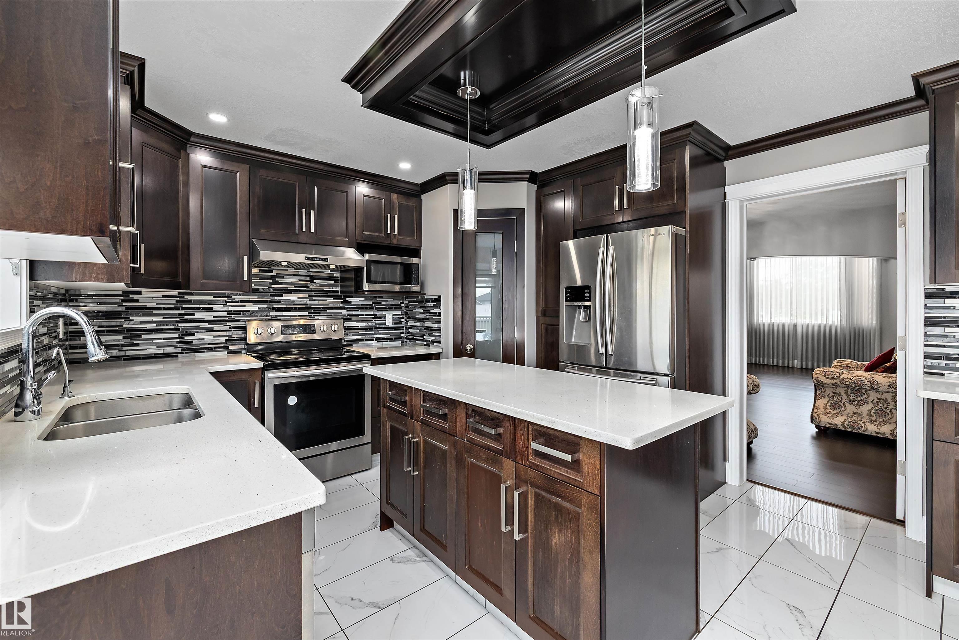 Photo 13 at 4831 154 Avenue NW, Brintnell, Edmonton