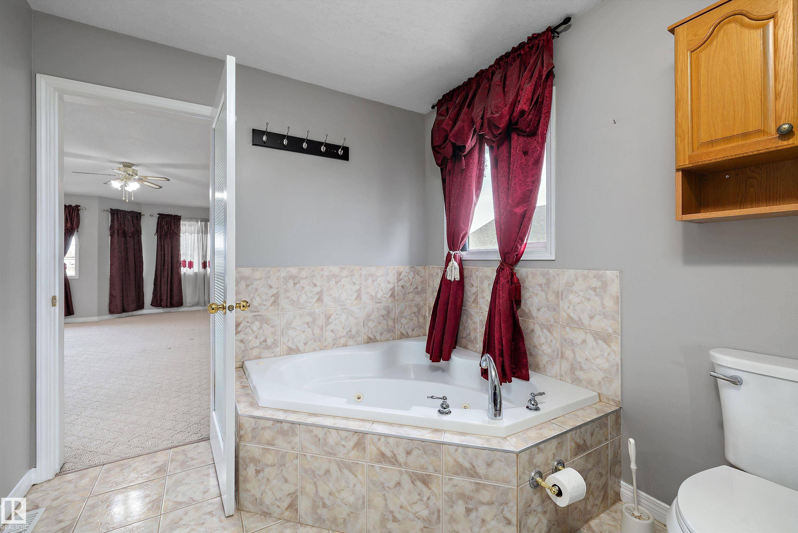 Photo 37 at 4831 154 Avenue NW, Brintnell, Edmonton