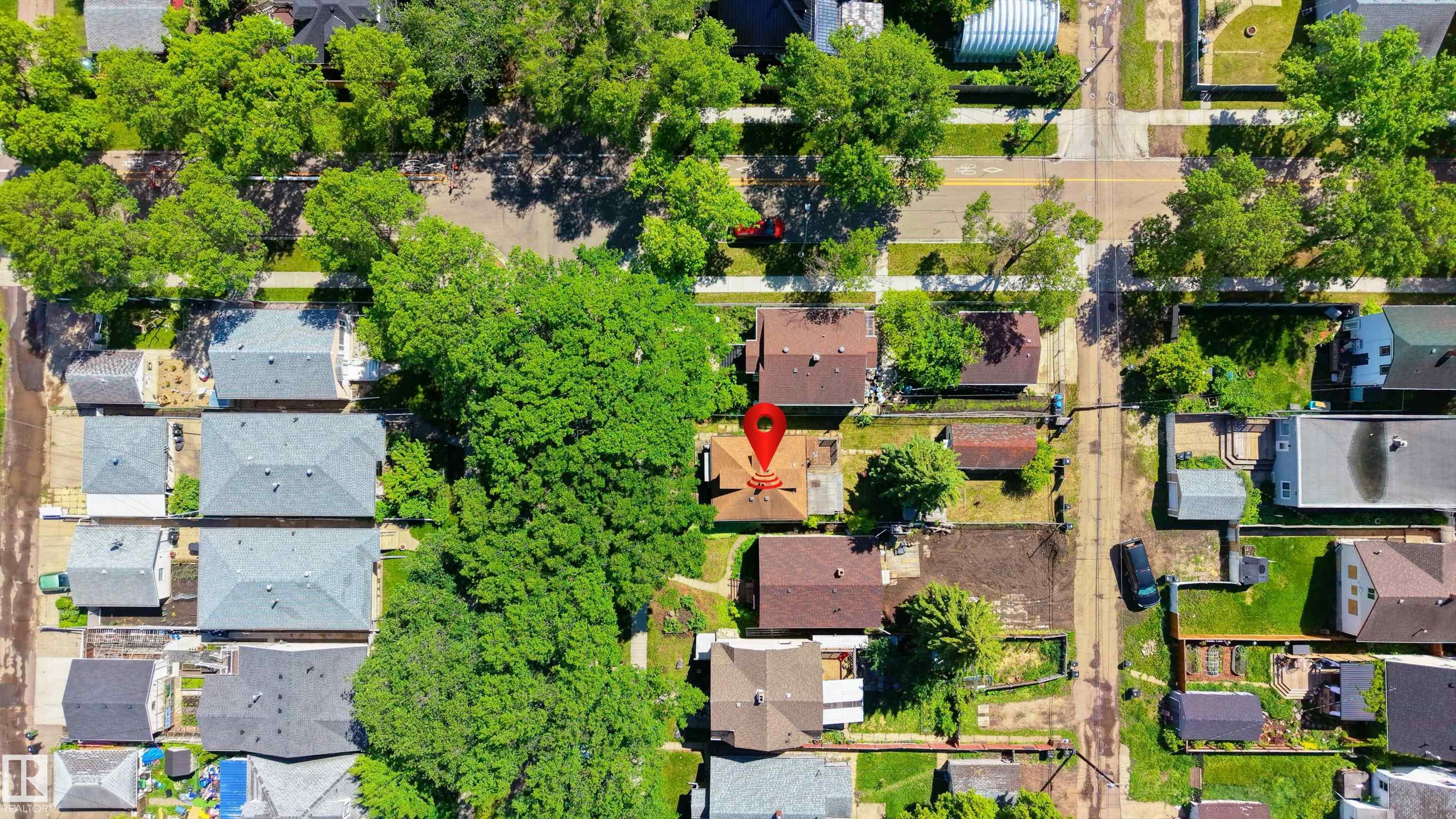 Photo 36 at 11406 89 Street NW, Alberta Avenue, Edmonton