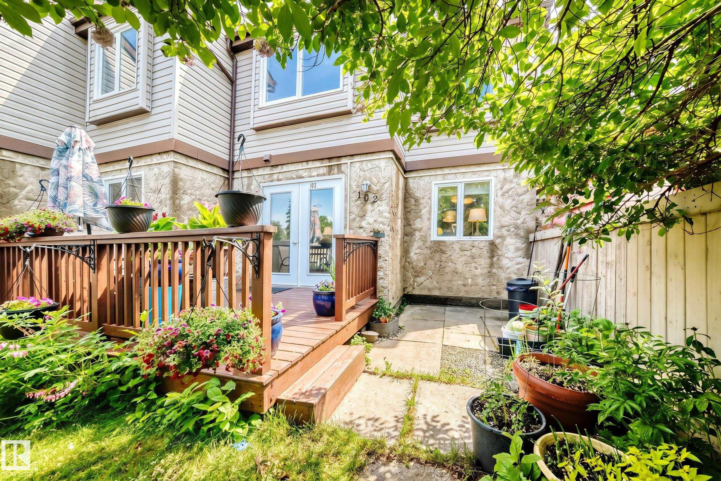 102 Royal Terrace NW, Ermineskin, Edmonton 2