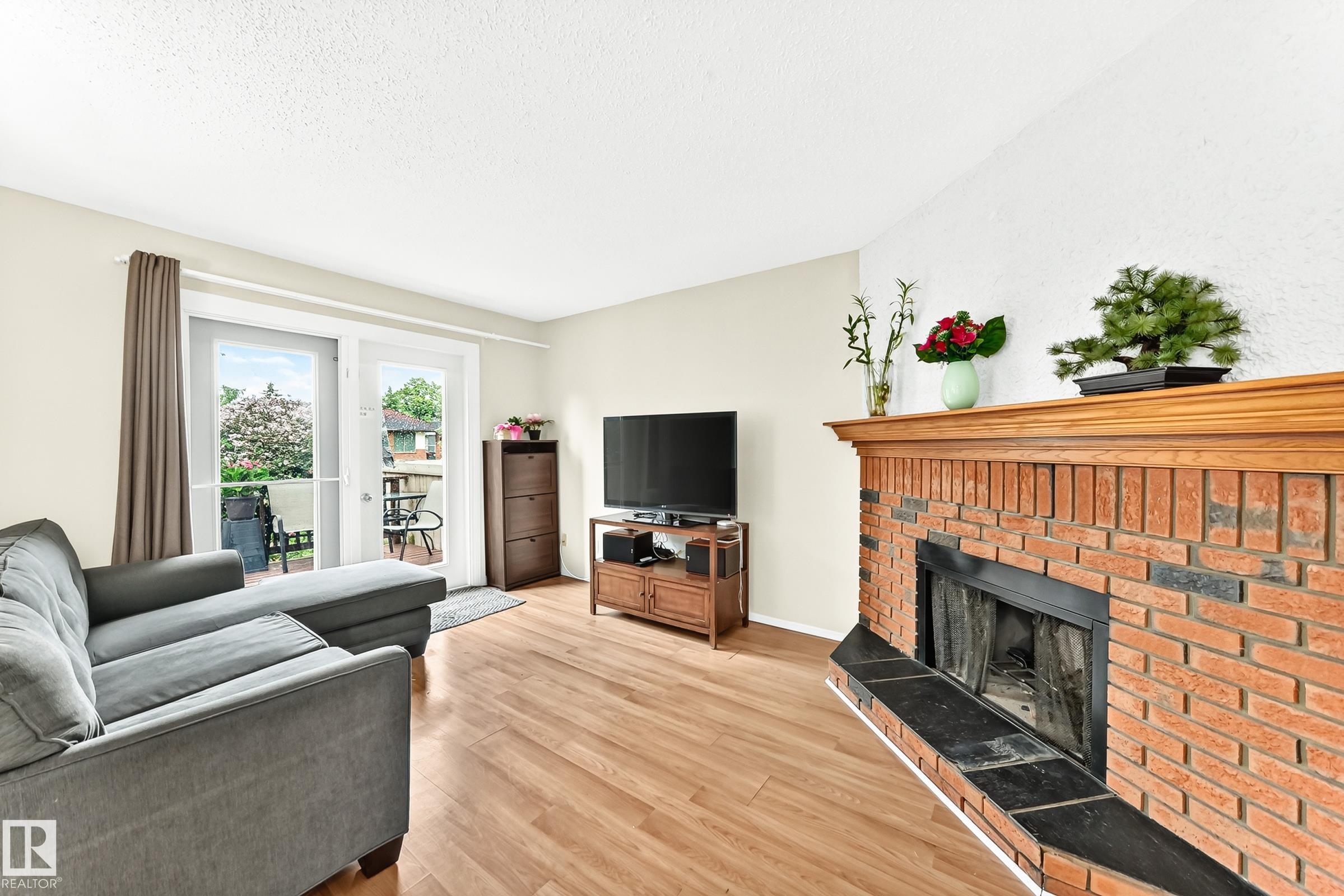 Photo 14 at 102 Royal Terrace NW, Ermineskin, Edmonton