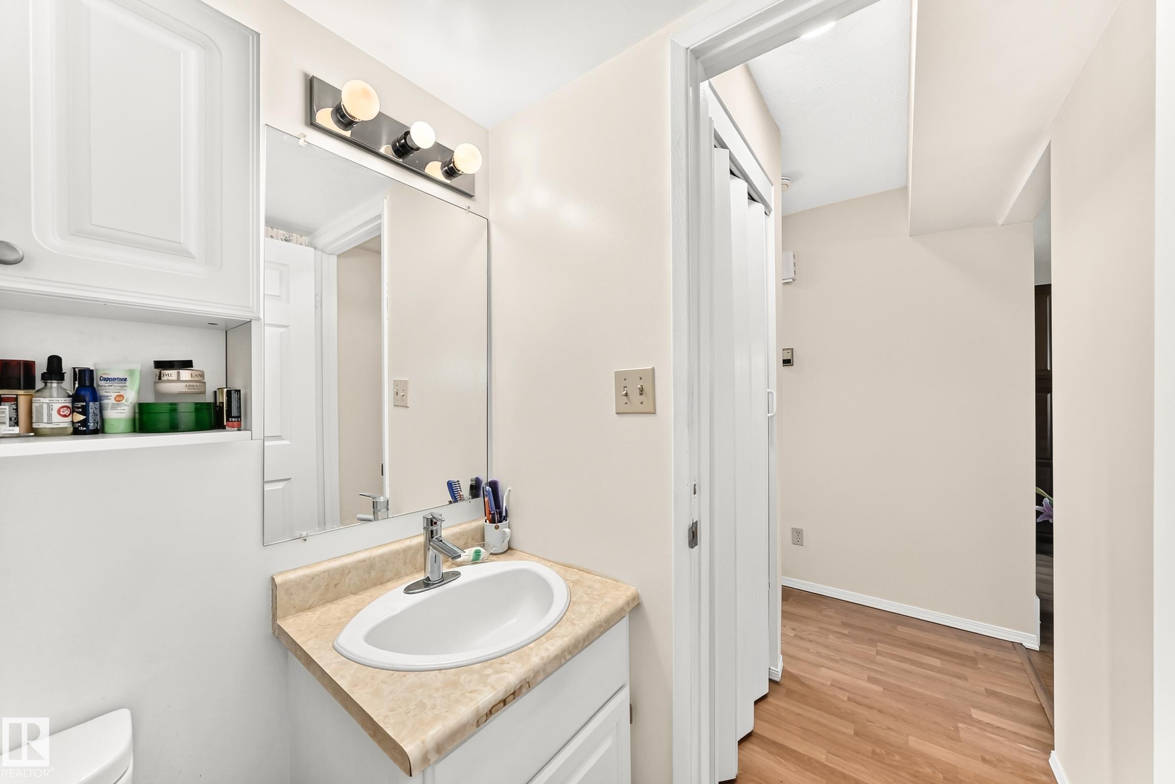 Photo 18 at 102 Royal Terrace NW, Ermineskin, Edmonton
