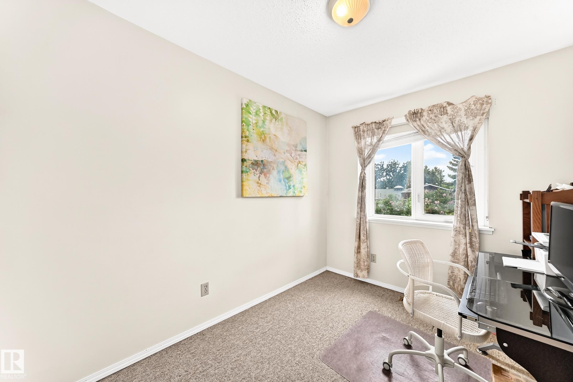 Photo 27 at 102 Royal Terrace NW, Ermineskin, Edmonton