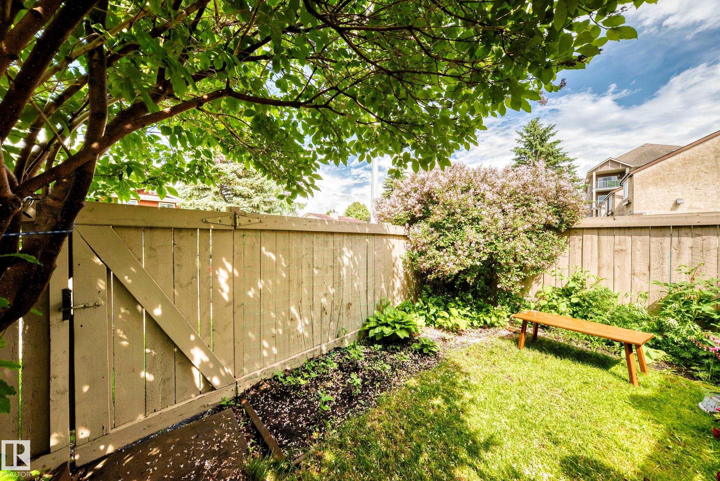 Photo 36 at 102 Royal Terrace NW, Ermineskin, Edmonton