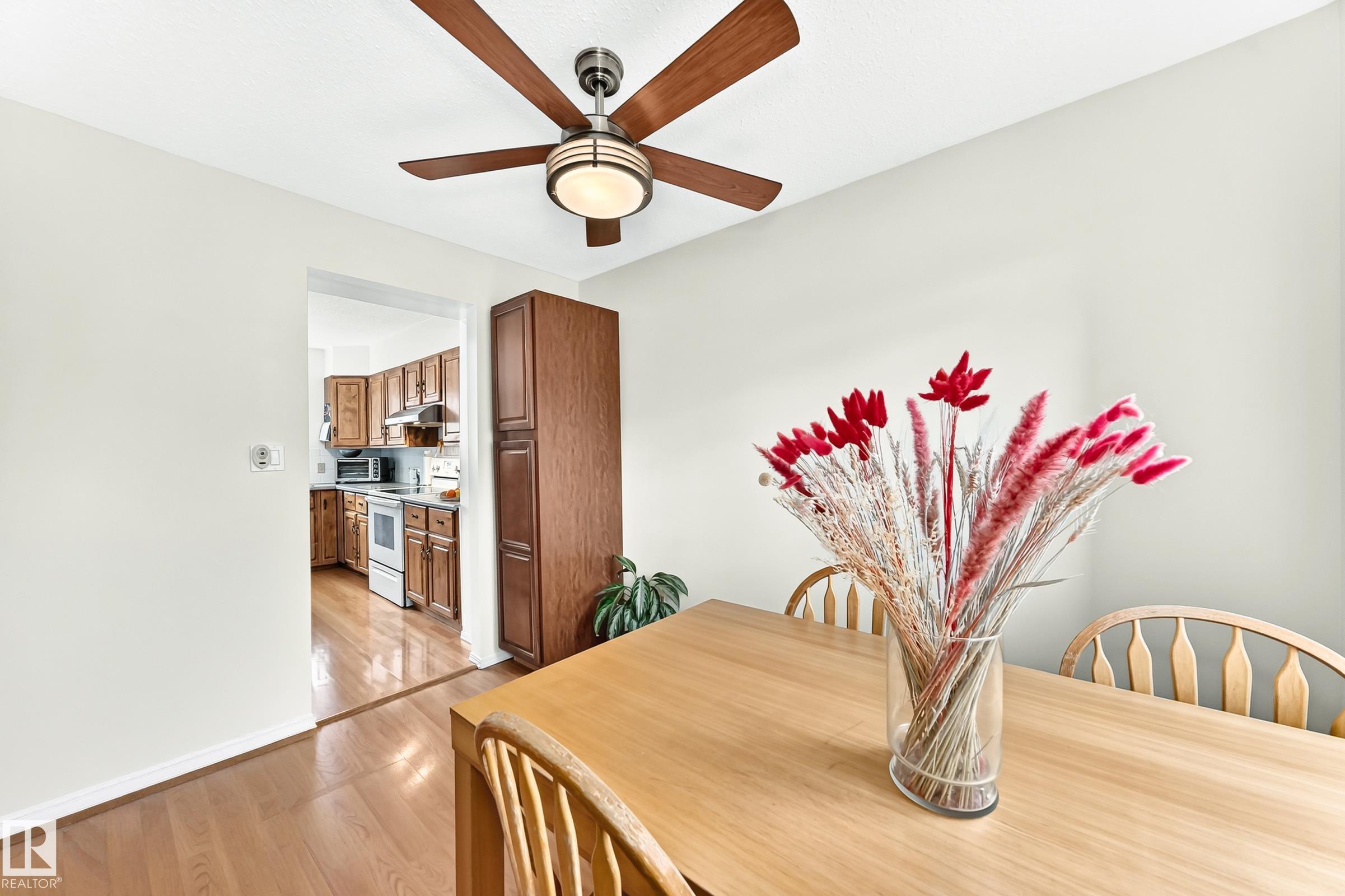 Photo 10 at 102 Royal Terrace NW, Ermineskin, Edmonton