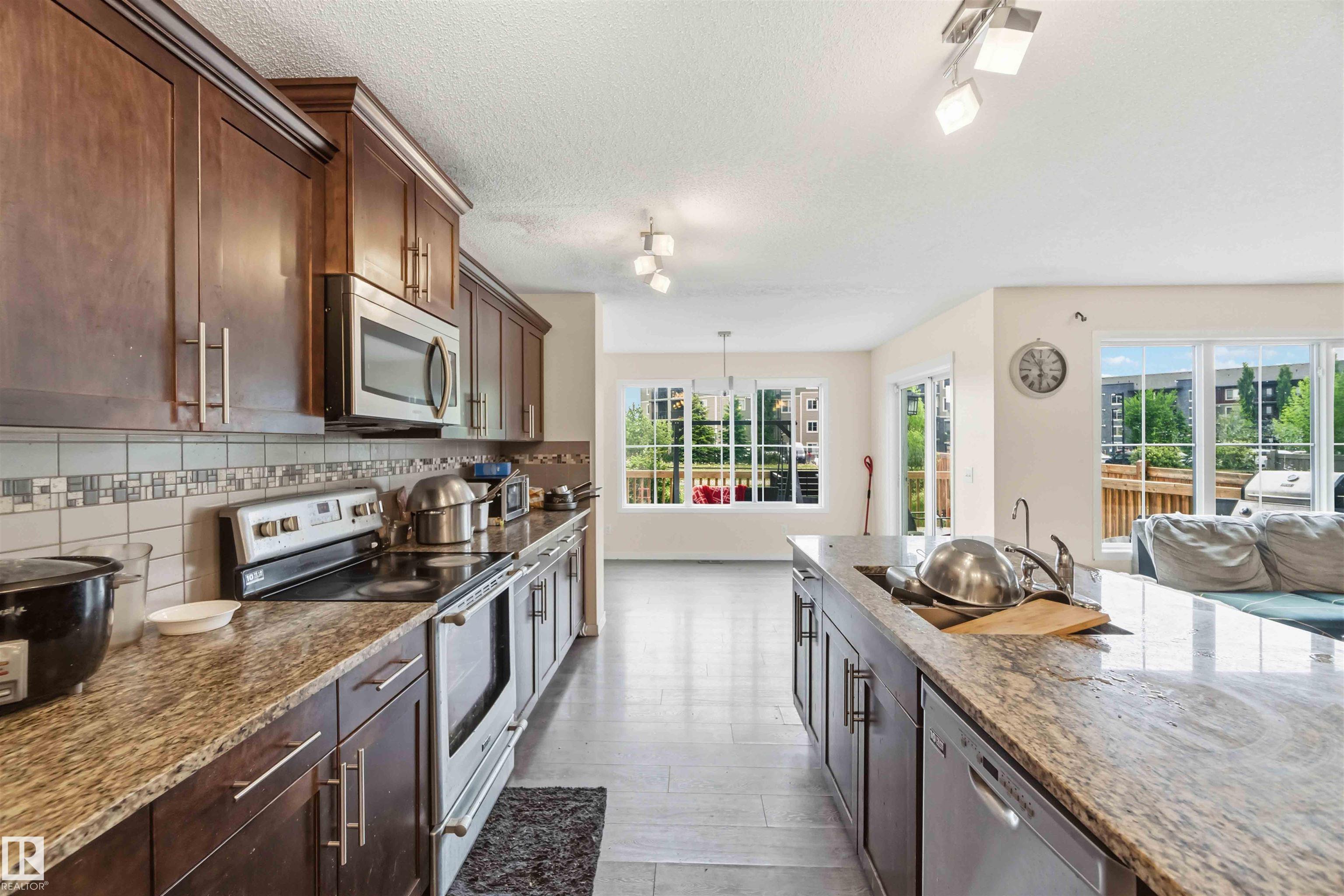 Photo 14 at 5120 19 Avenue SW, Walker, Edmonton