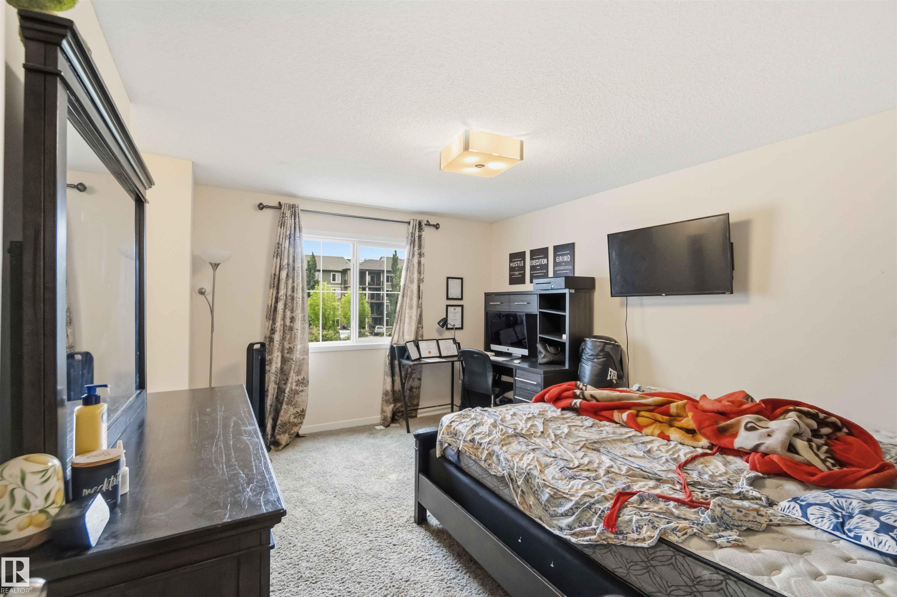 Photo 23 at 5120 19 Avenue SW, Walker, Edmonton