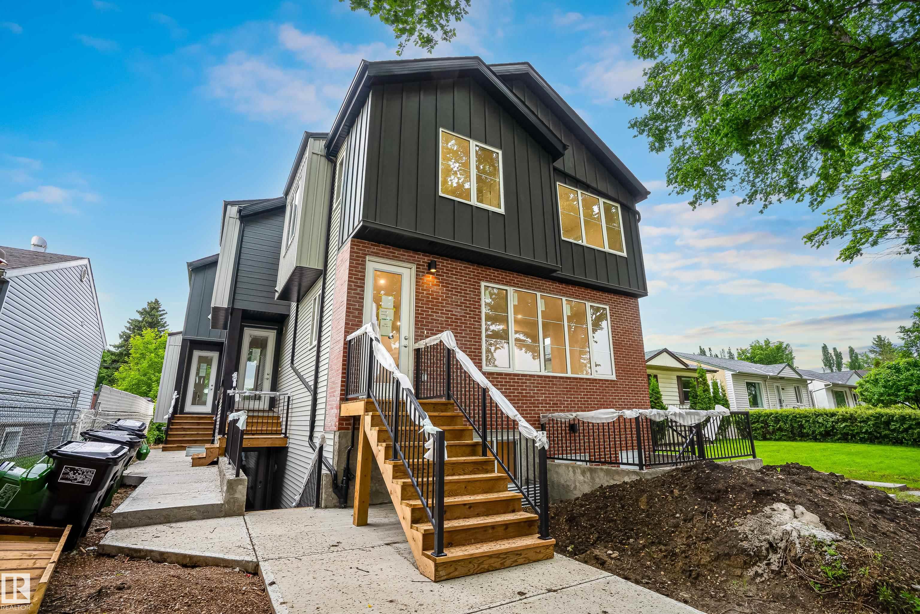 Photo 2 at 9747 65 Avenue NW, Hazeldean, Edmonton