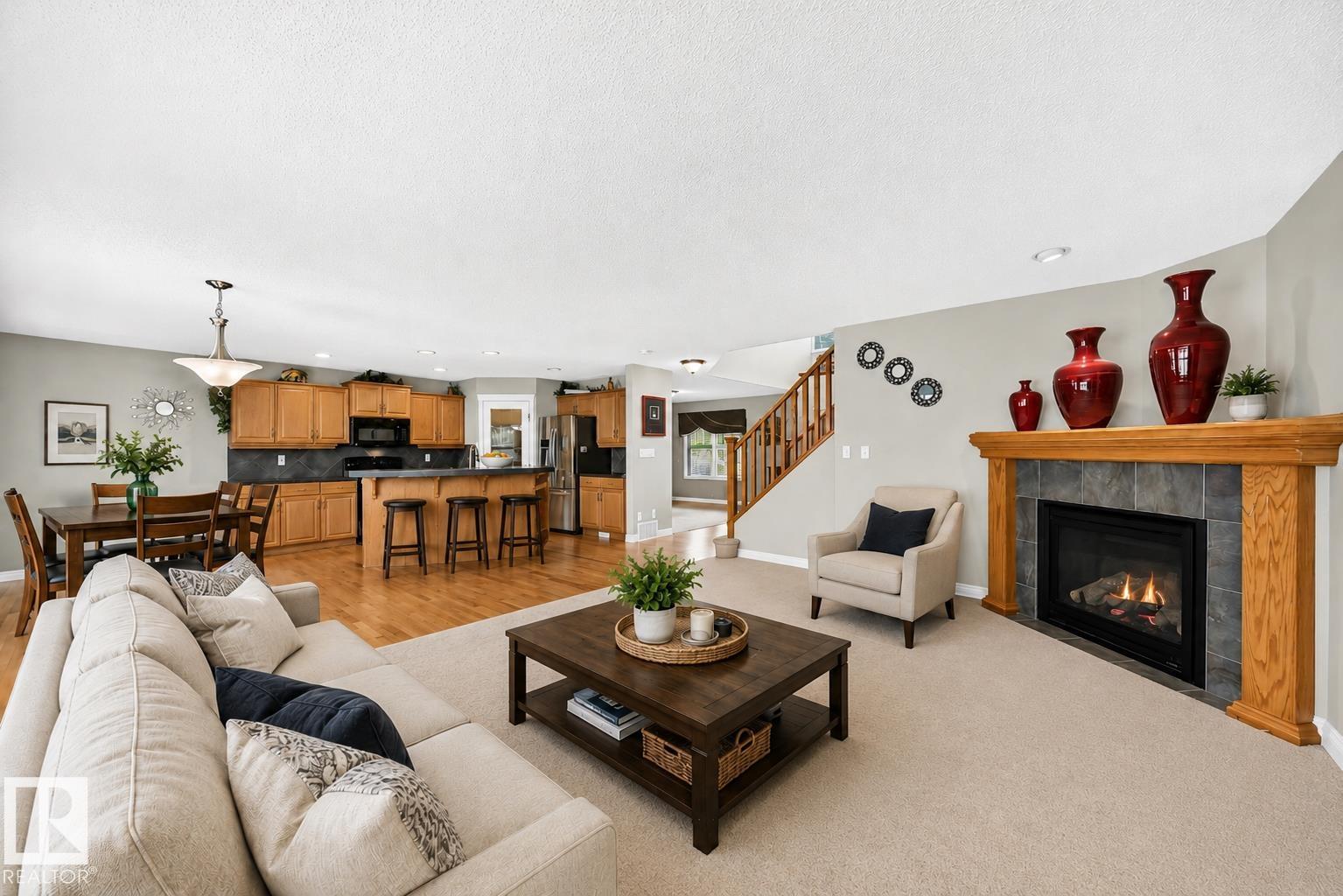 Photo 13 at 2523 Pegasus Boulevard NW, Griesbach, Edmonton