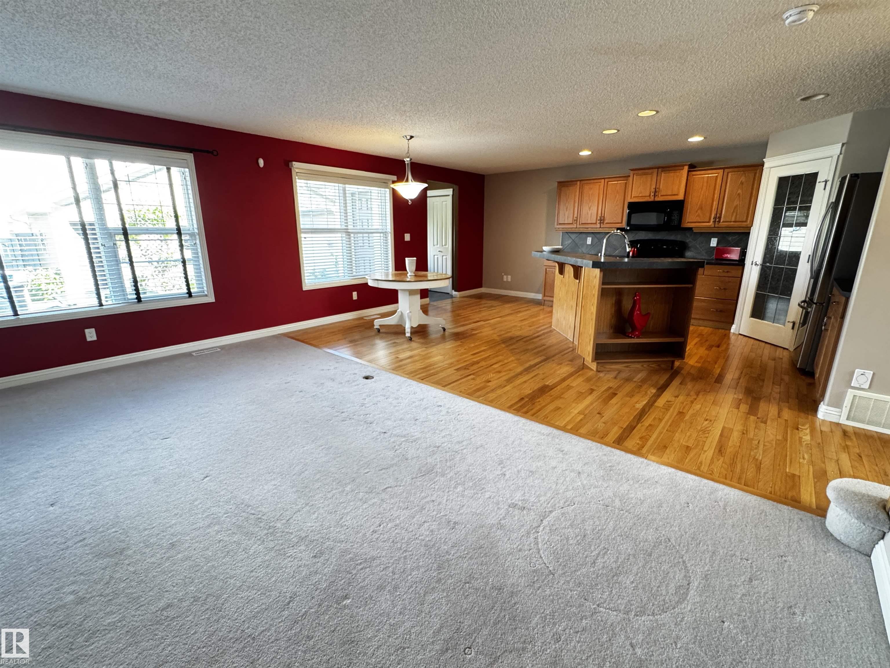 Photo 23 at 2523 Pegasus Boulevard NW, Griesbach, Edmonton
