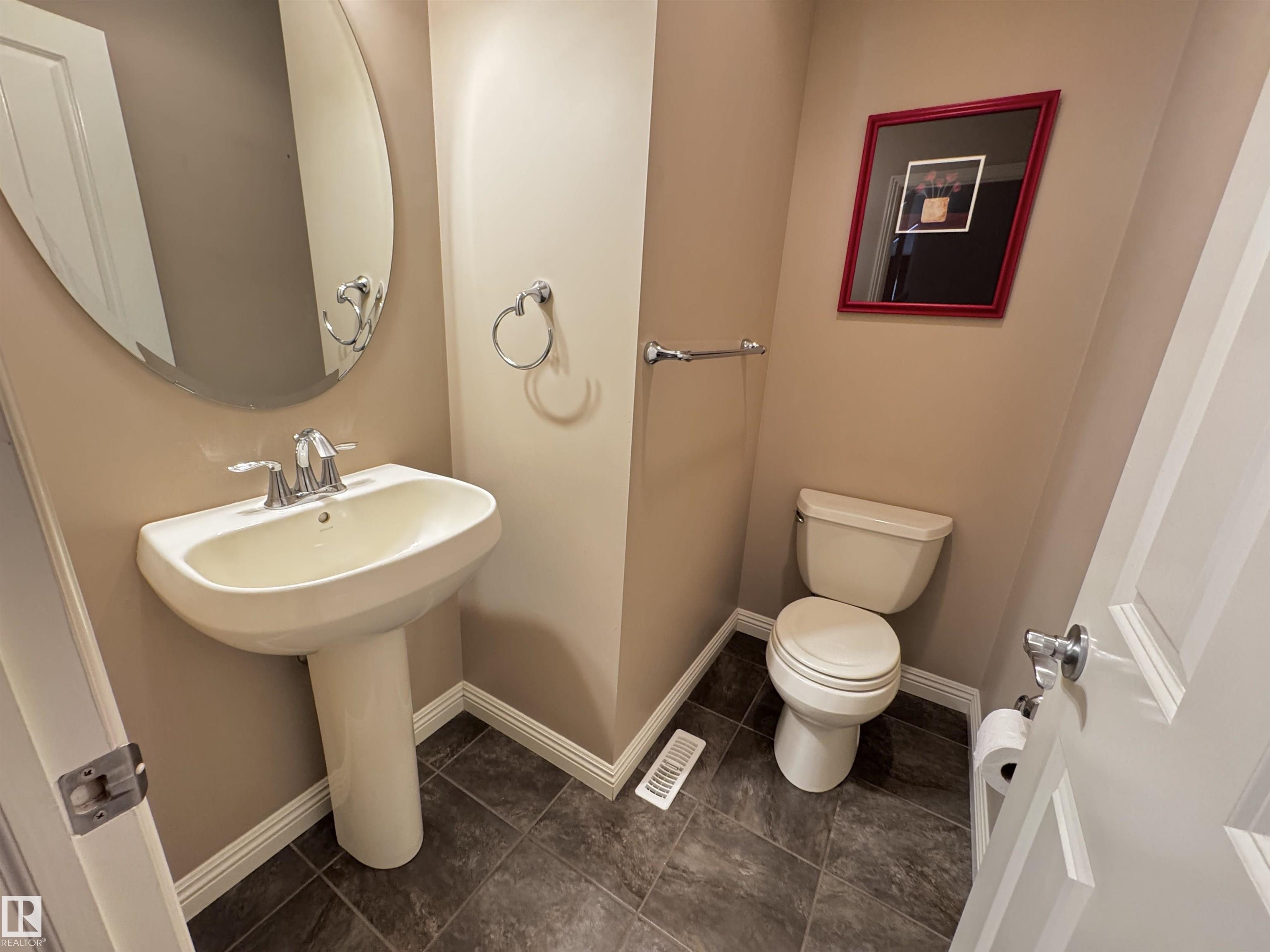 Photo 27 at 2523 Pegasus Boulevard NW, Griesbach, Edmonton
