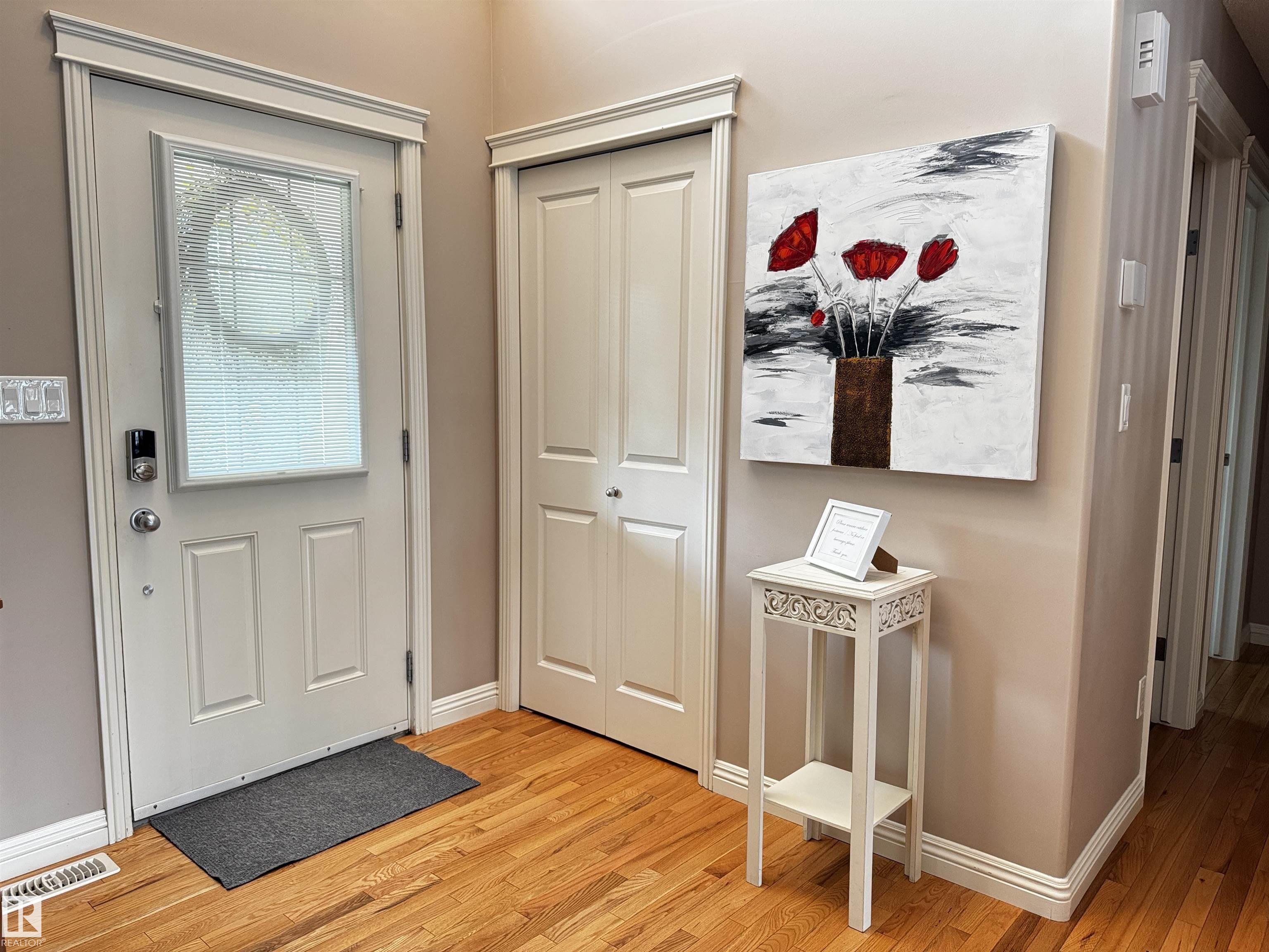 Photo 5 at 2523 Pegasus Boulevard NW, Griesbach, Edmonton