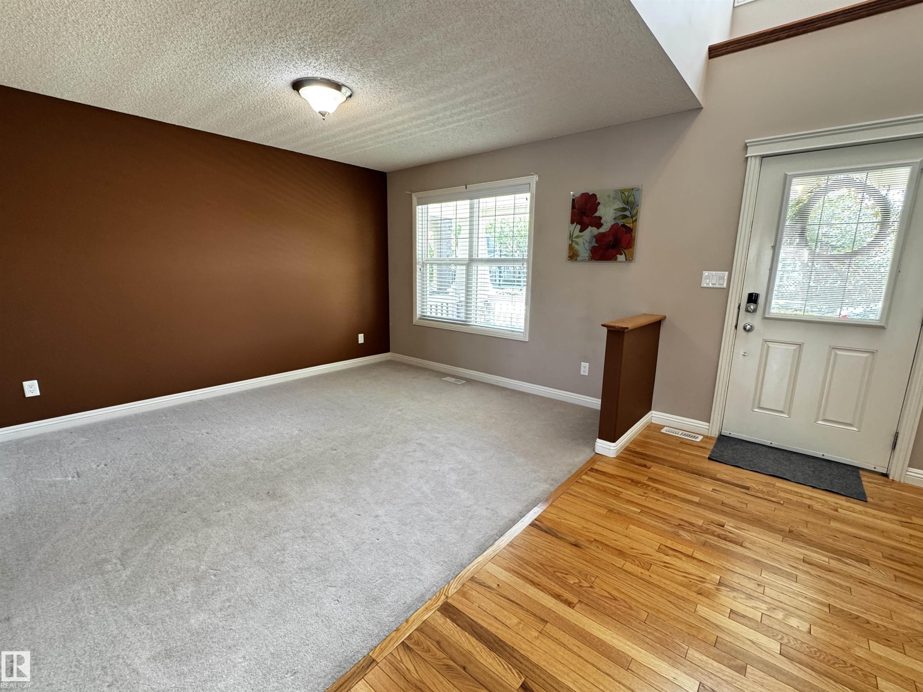 Photo 8 at 2523 Pegasus Boulevard NW, Griesbach, Edmonton