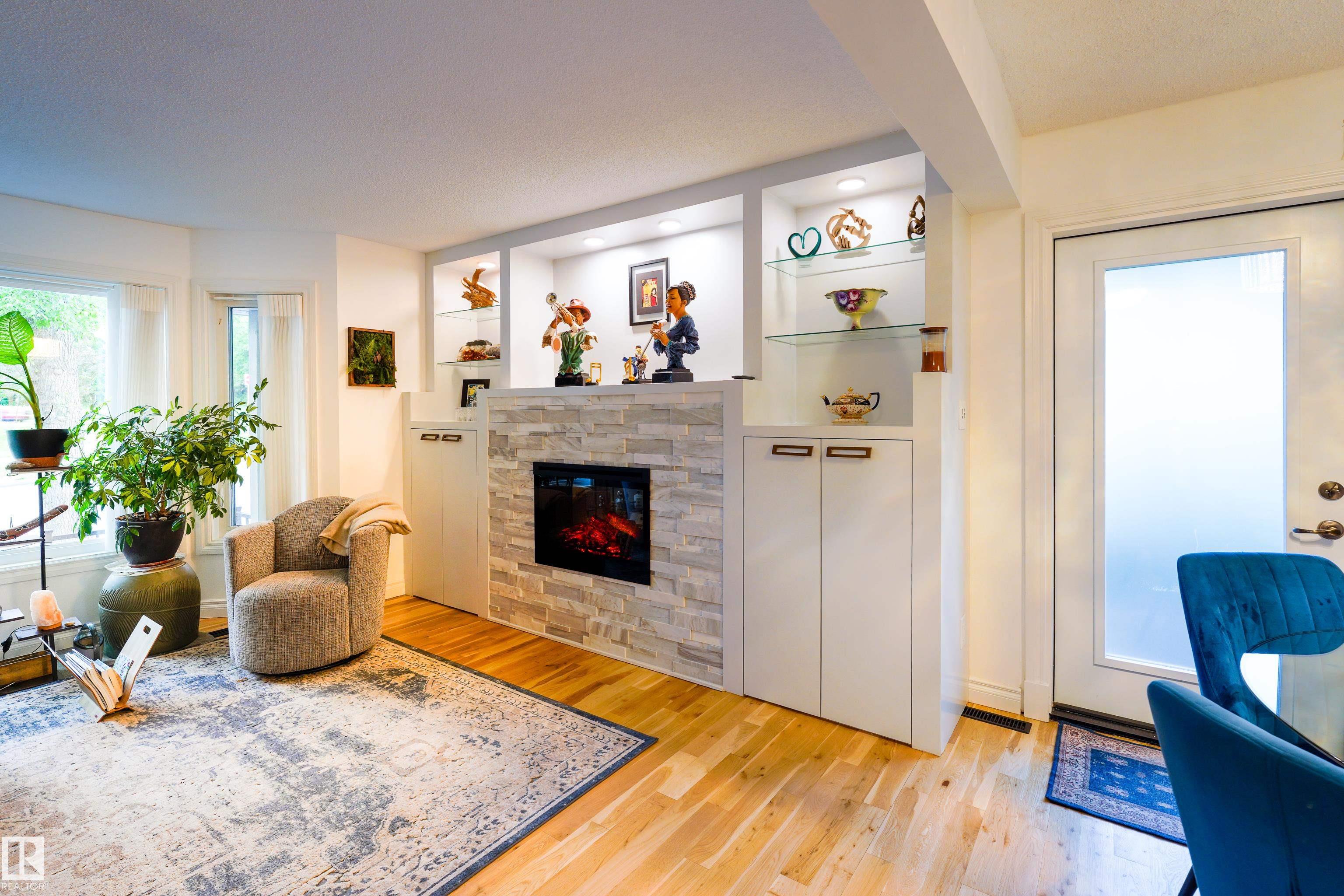 Photo 6 at 9749 102 Street NW, Rossdale, Edmonton