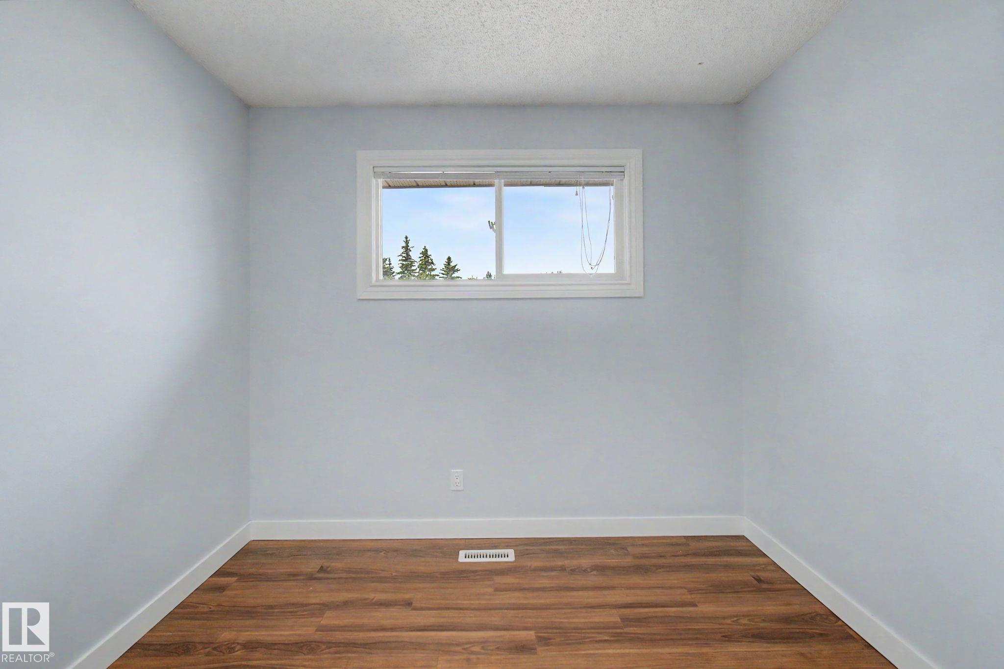 Photo 23 at 1511 75 Street NW, Menisa, Edmonton