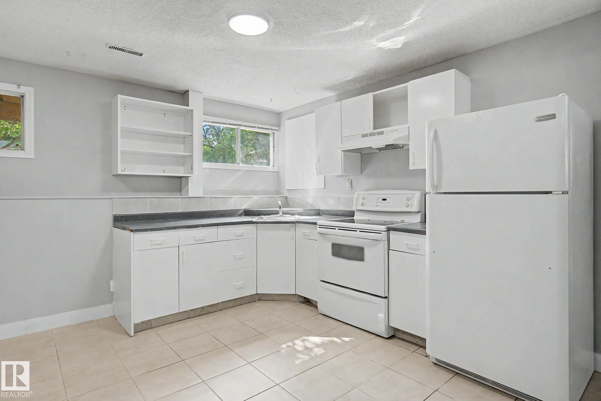 Photo 42 at 1511 75 Street NW, Menisa, Edmonton