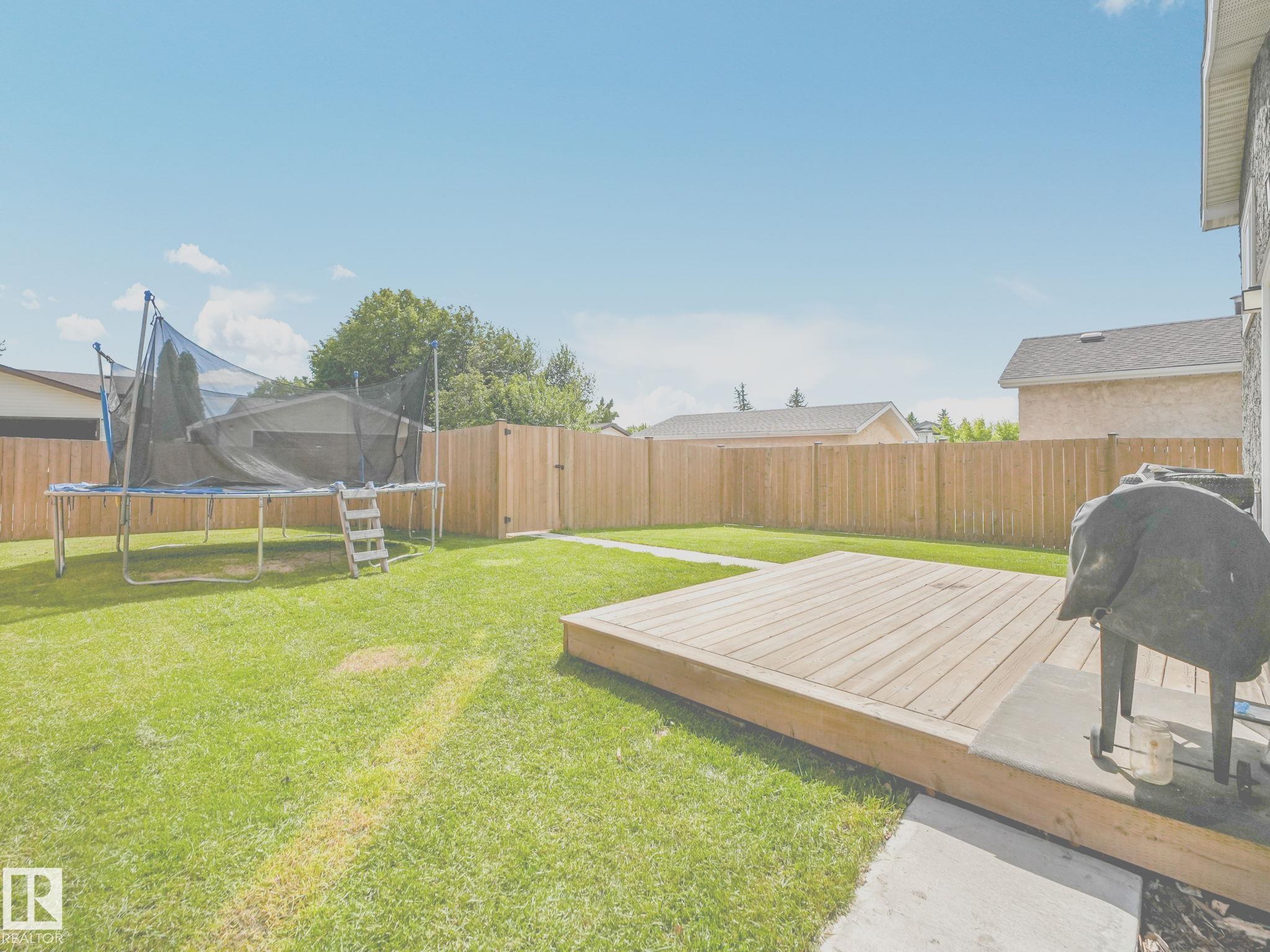 Photo 63 at 4115 41 Avenue NW, Kiniski Gardens, Edmonton