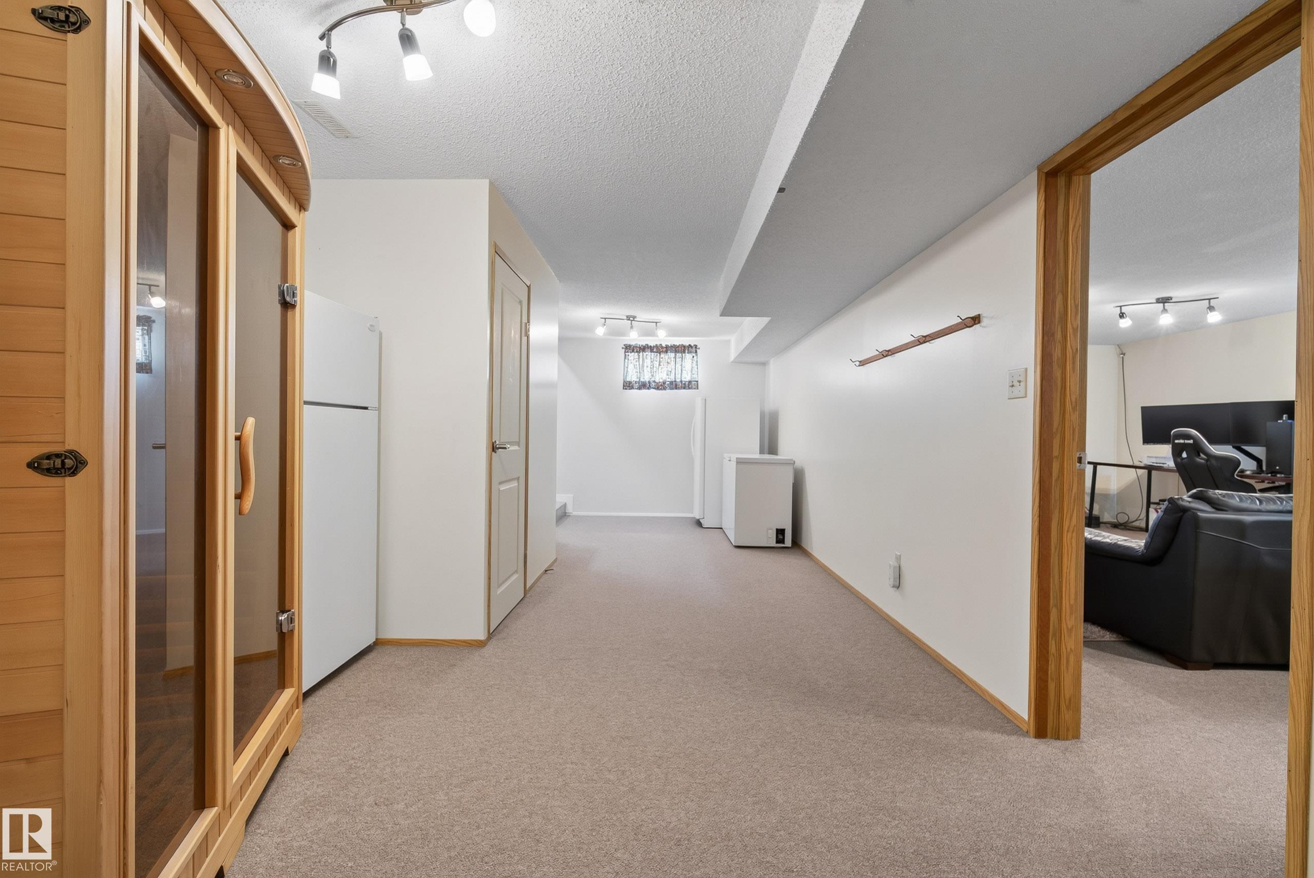 Photo 27 at 10935 152 Street NW, High Park, Edmonton