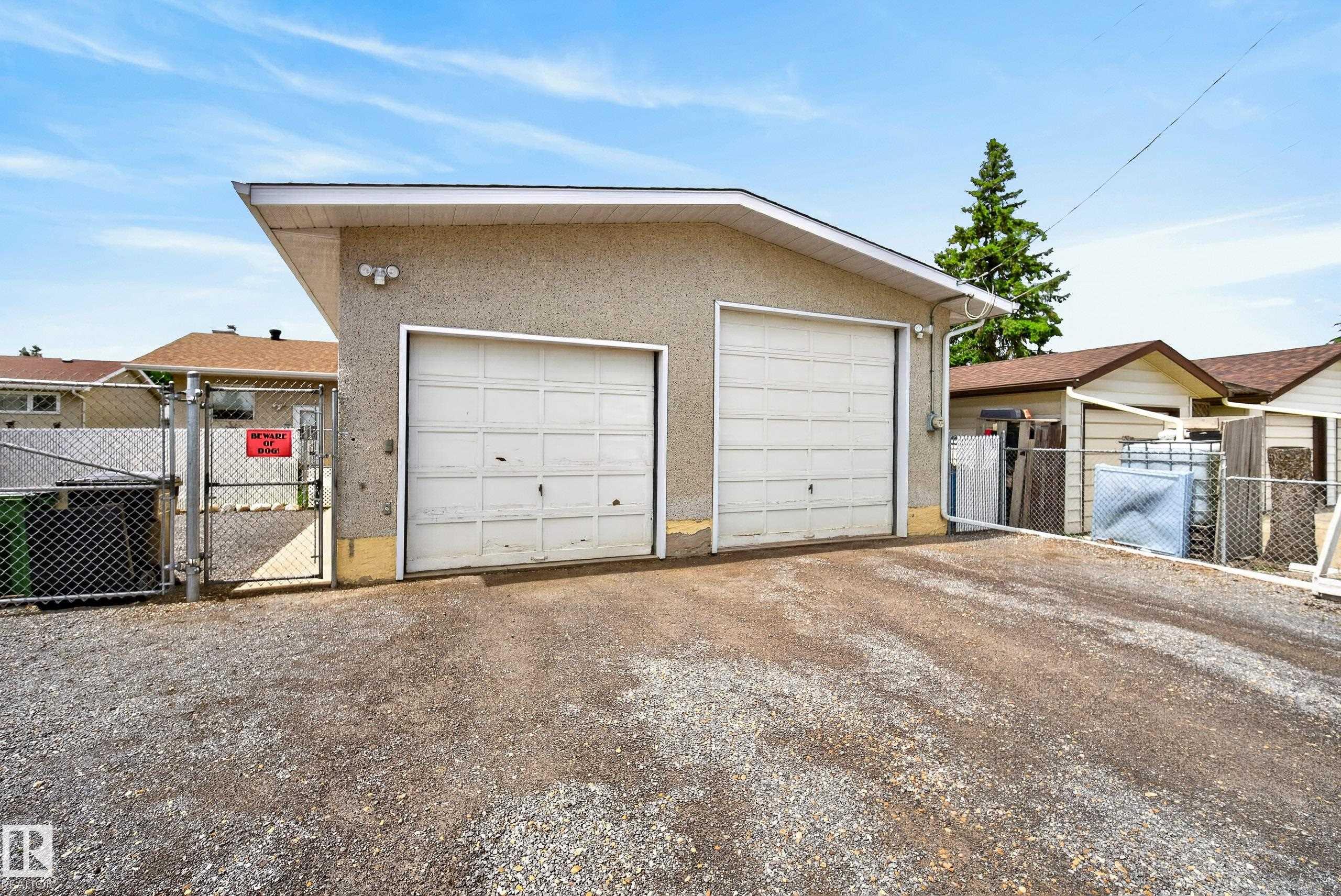 Photo 44 at 10935 152 Street NW, High Park, Edmonton