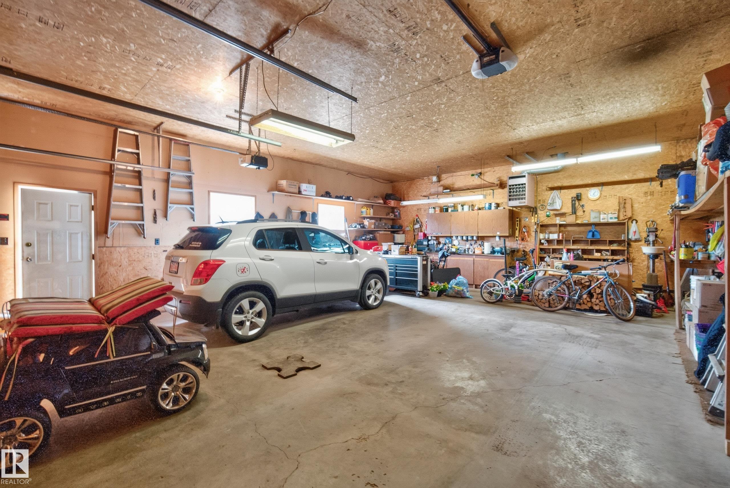Photo 45 at 10935 152 Street NW, High Park, Edmonton