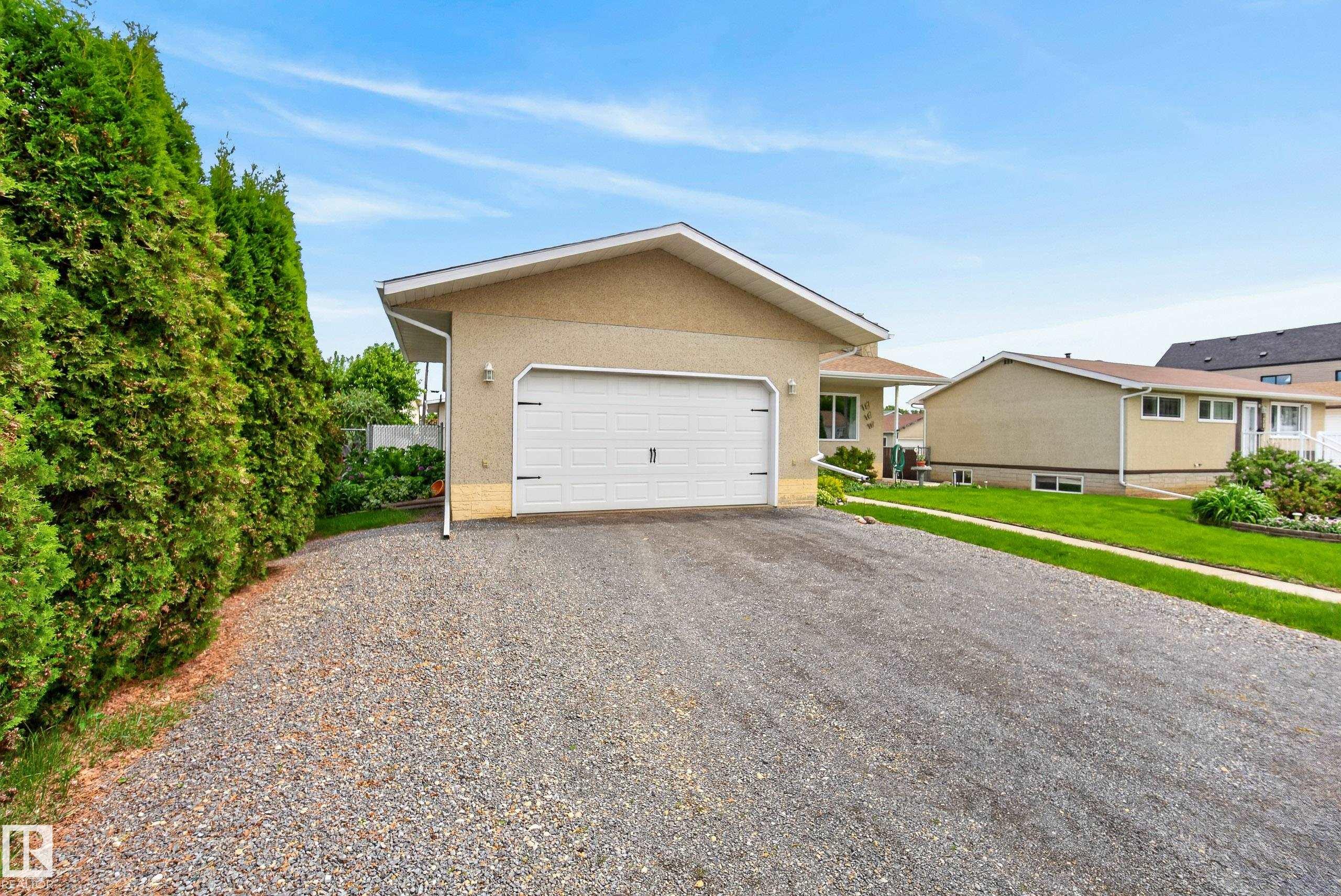 Photo 52 at 10935 152 Street NW, High Park, Edmonton