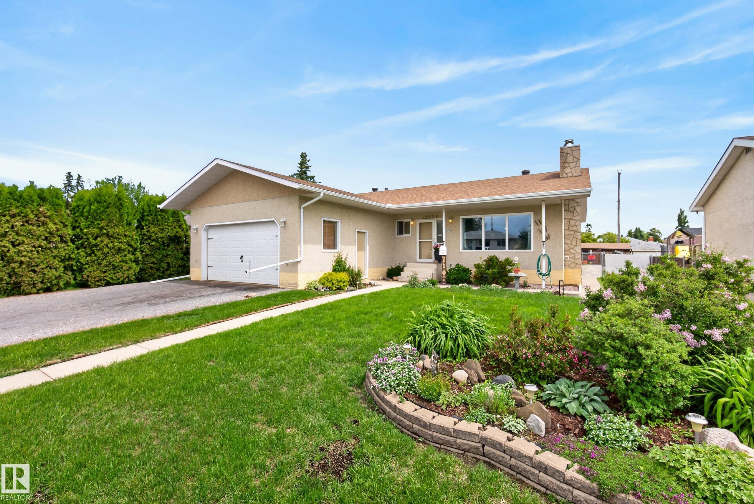 Photo 54 at 10935 152 Street NW, High Park, Edmonton