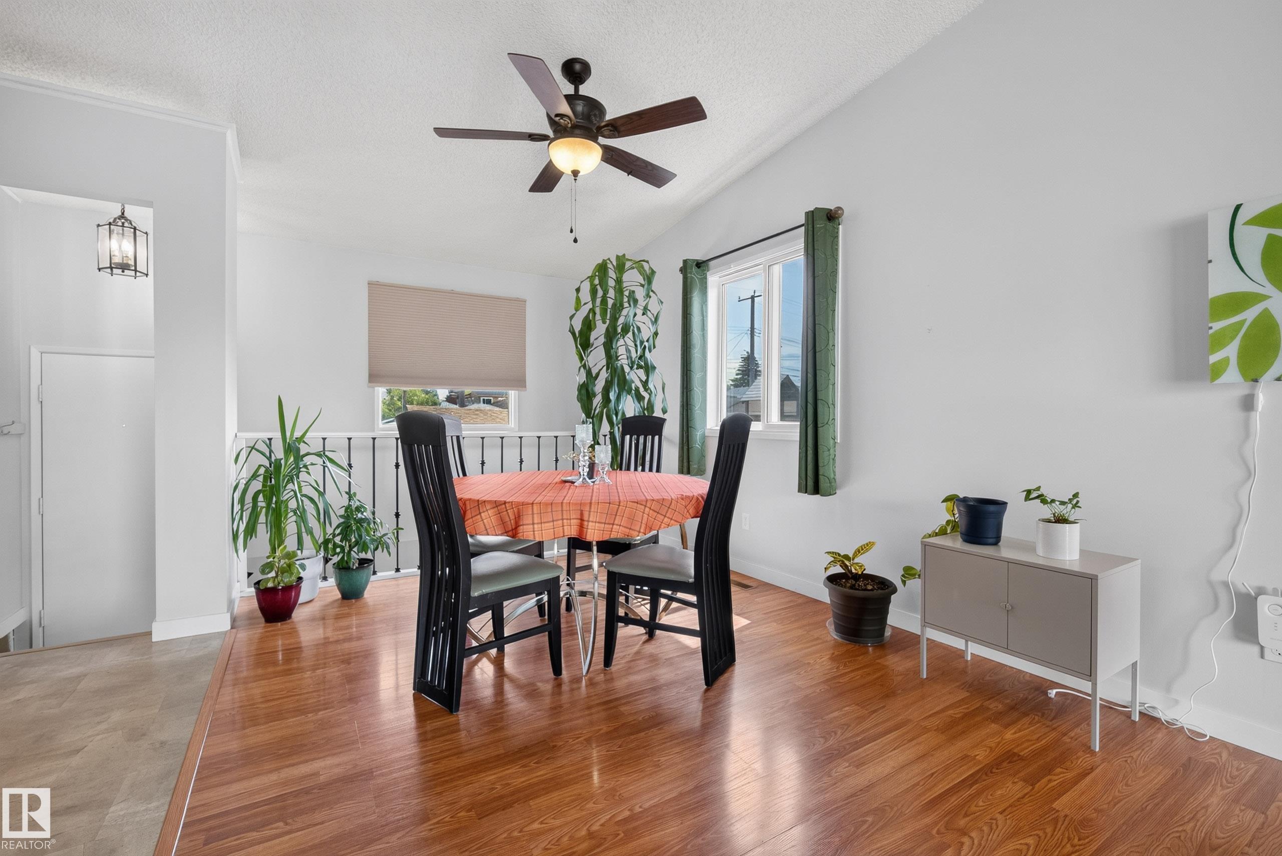 Photo 9 at 10935 152 Street NW, High Park, Edmonton