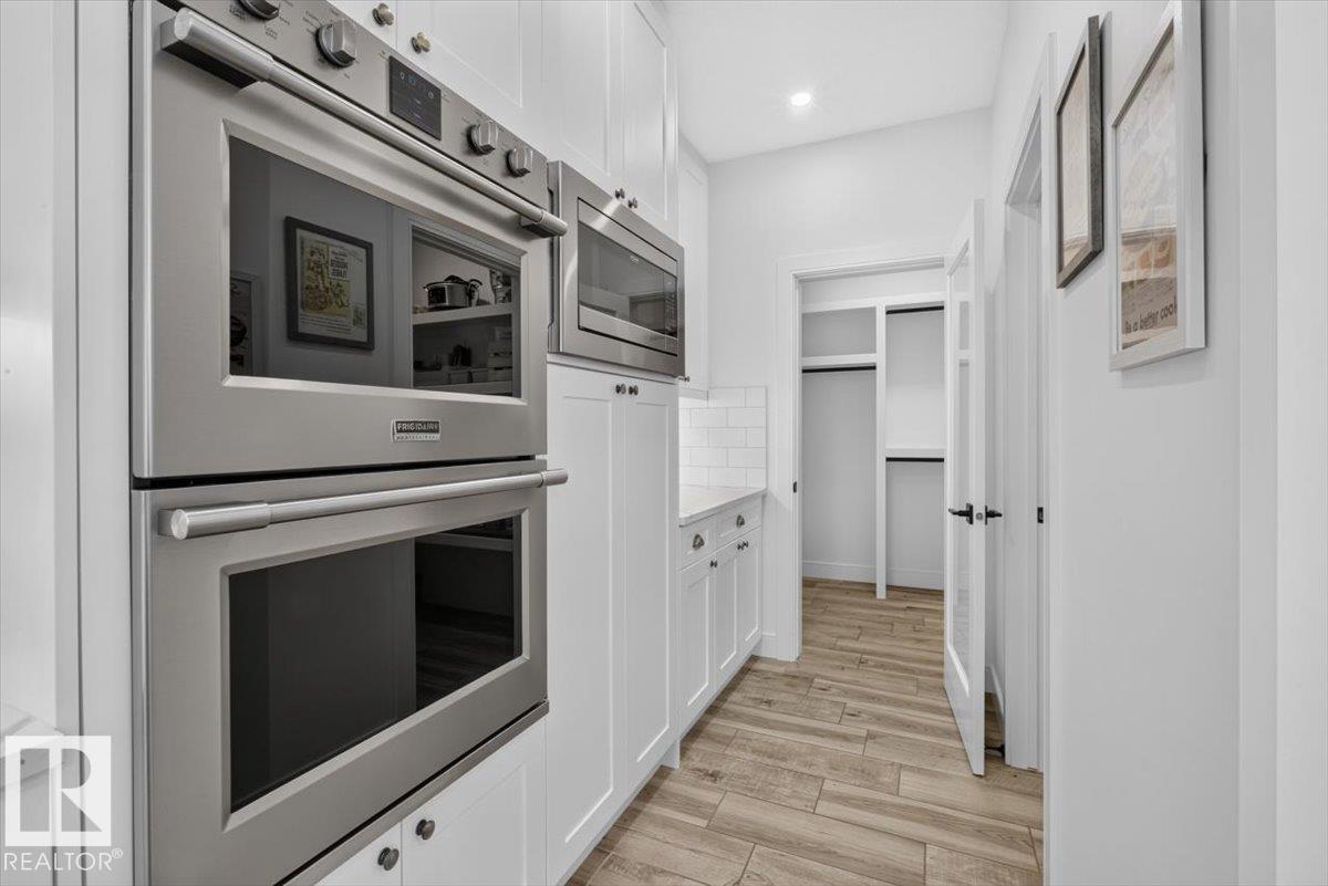 Photo 13 at 4470 Suzanna Crescent SW, Summerside, Edmonton
